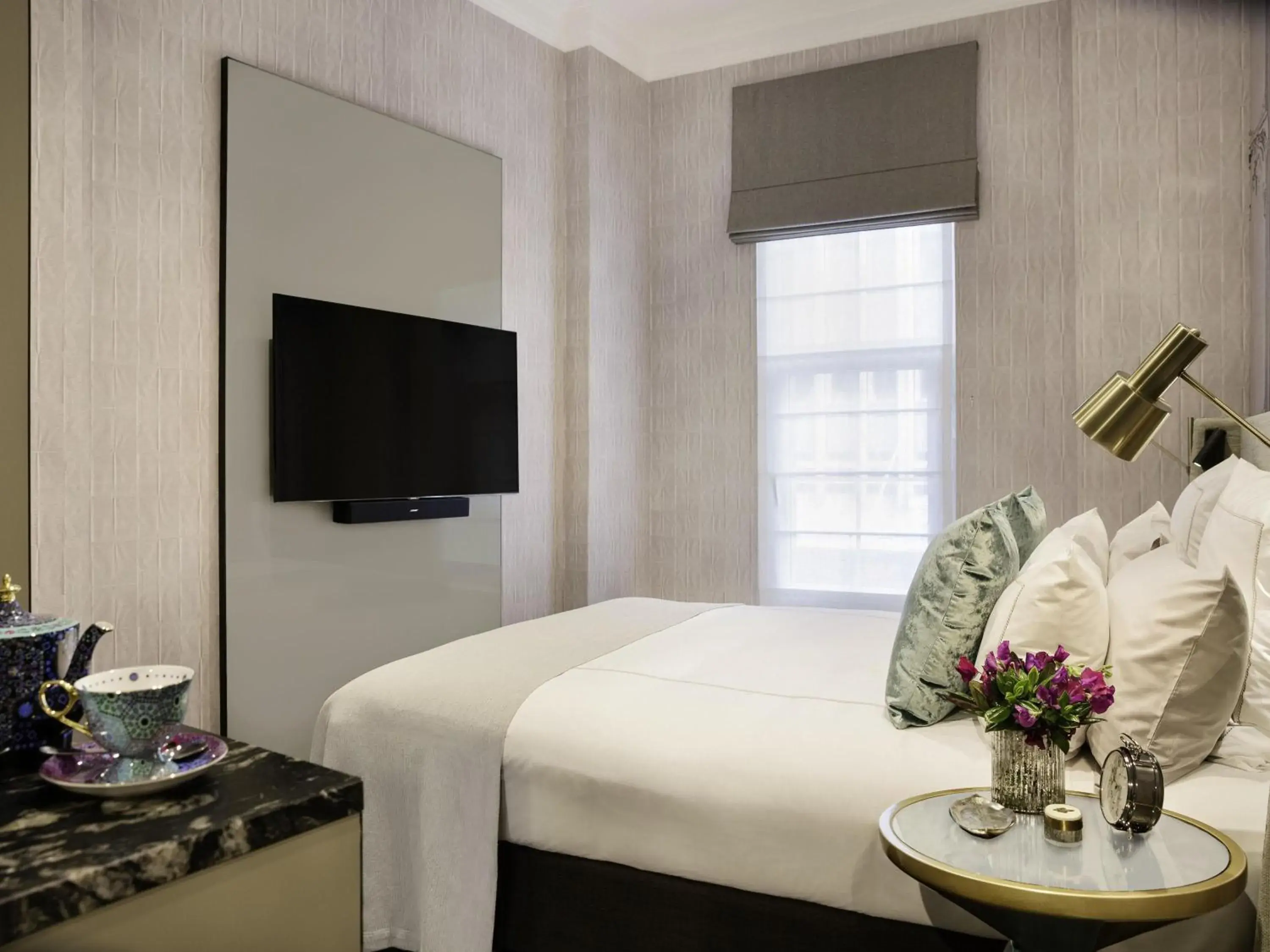 Classic Queen Room in Fable Auckland, MGallery Classic Queen Room in Fable Auckland, MGallery