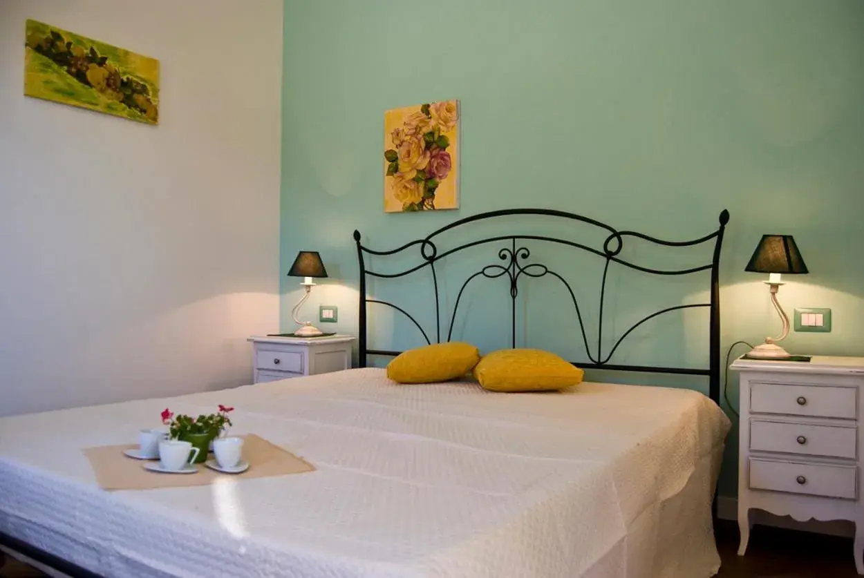 Apartment - single occupancy - Ground Floor in Agriturismo Il Falco Apartment - single occupancy - Ground Floor in Agriturismo Il Falco