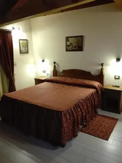 Triple Room in Affittacamere Les Noyers Triple Room in Affittacamere Les Noyers