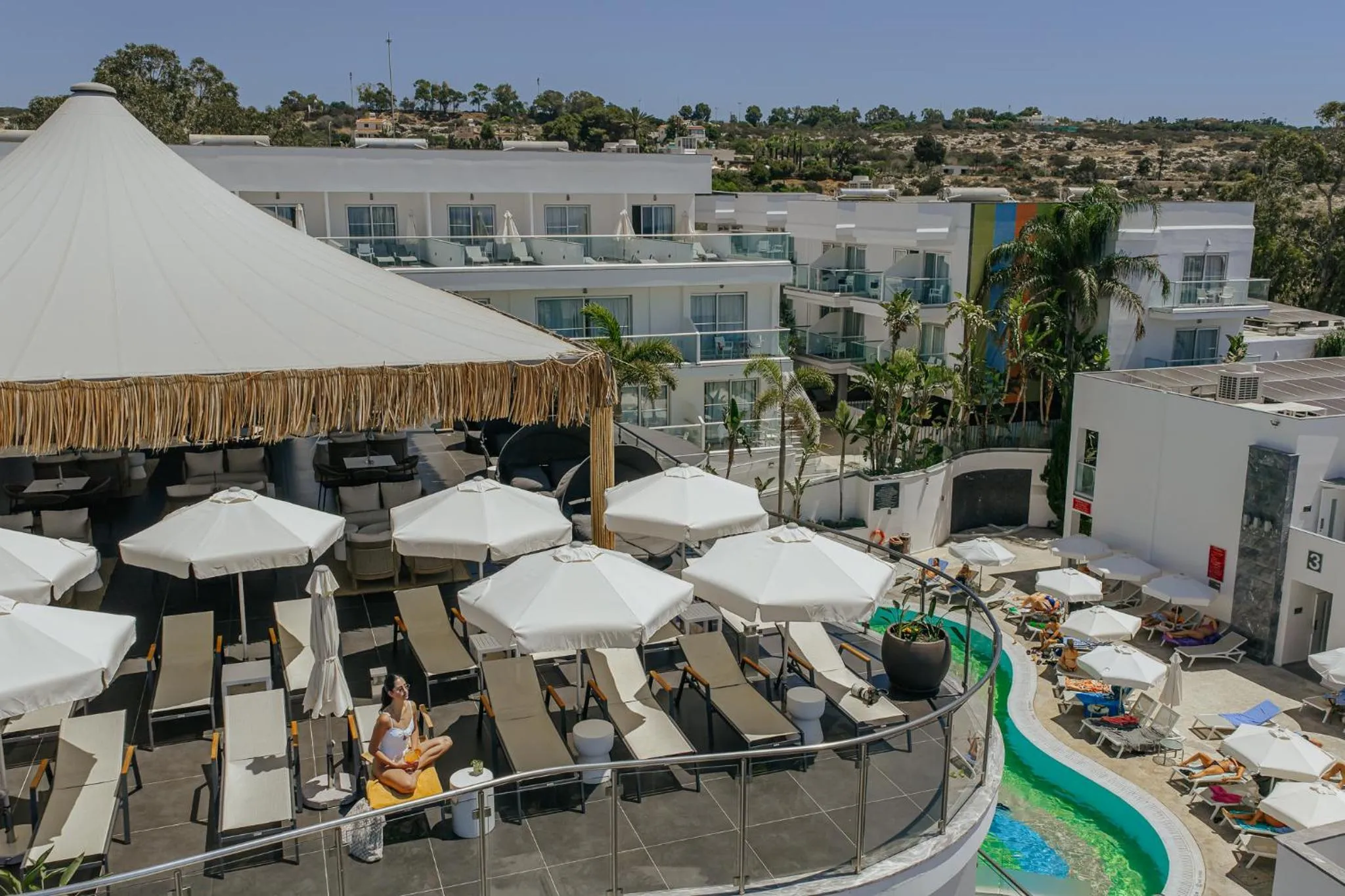 Restaurant/places to eat in Tasia Maris Oasis