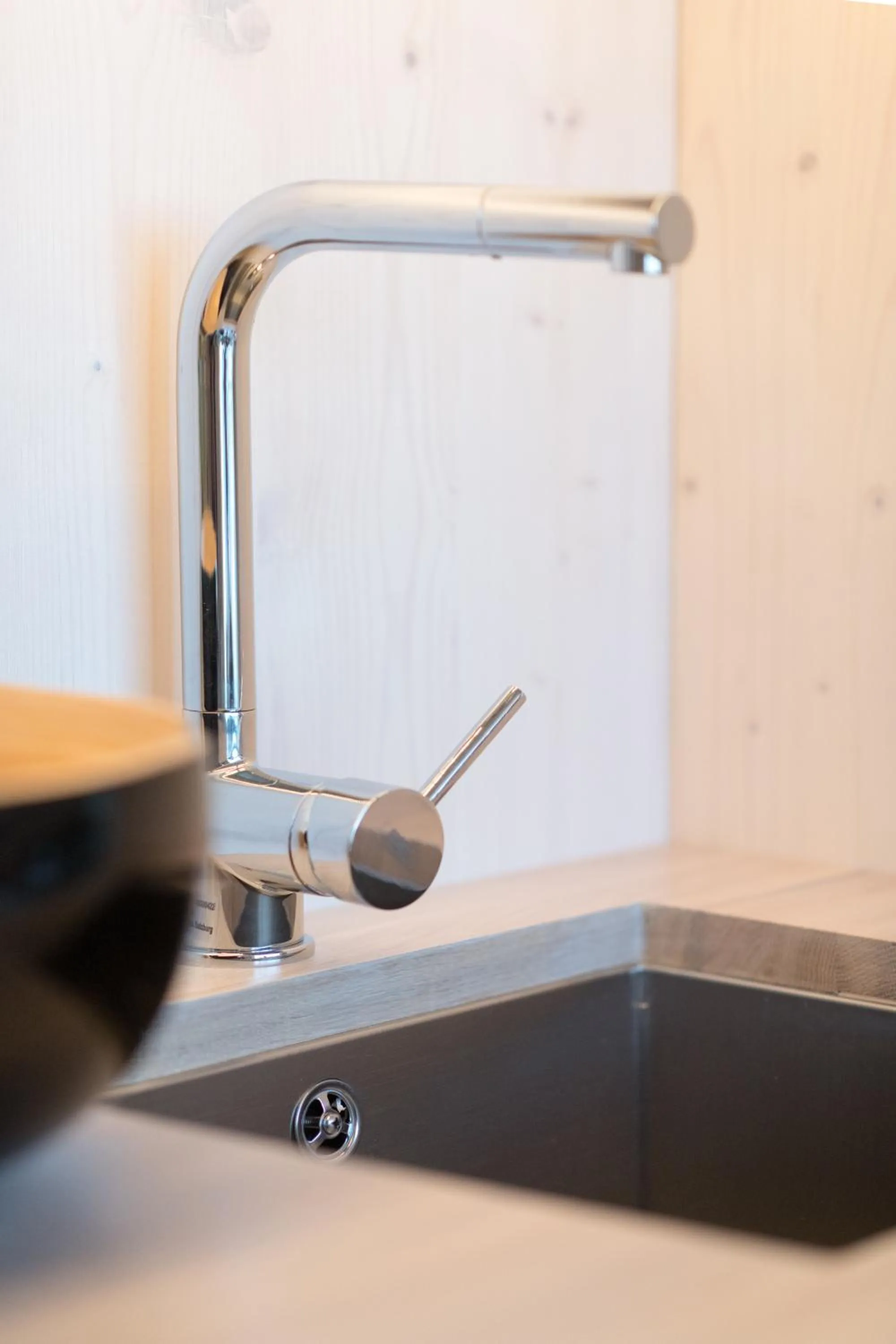 Kitchen or kitchenette in Fields of Ellis