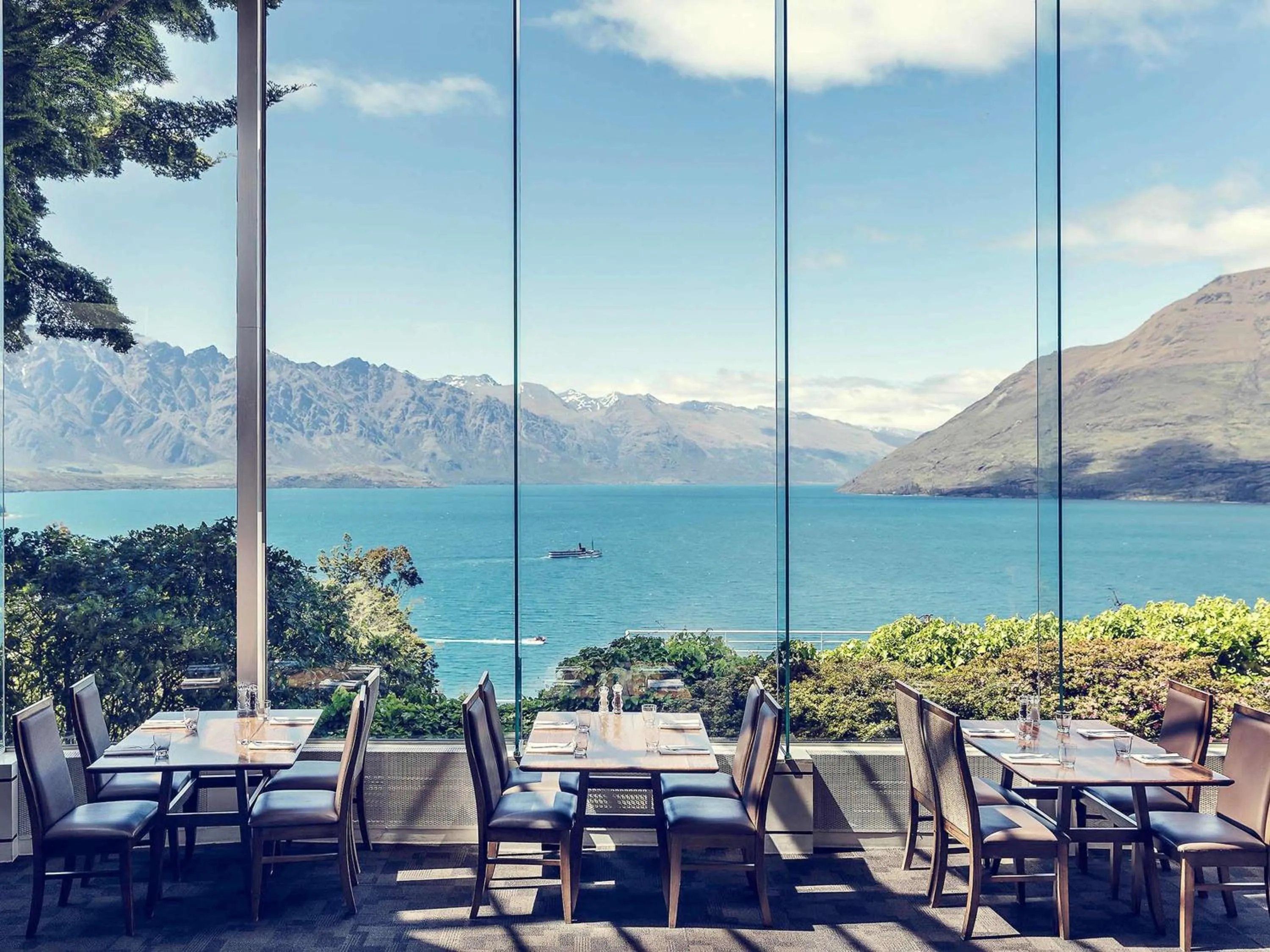 Restaurant/places to eat in Mercure Queenstown Resort