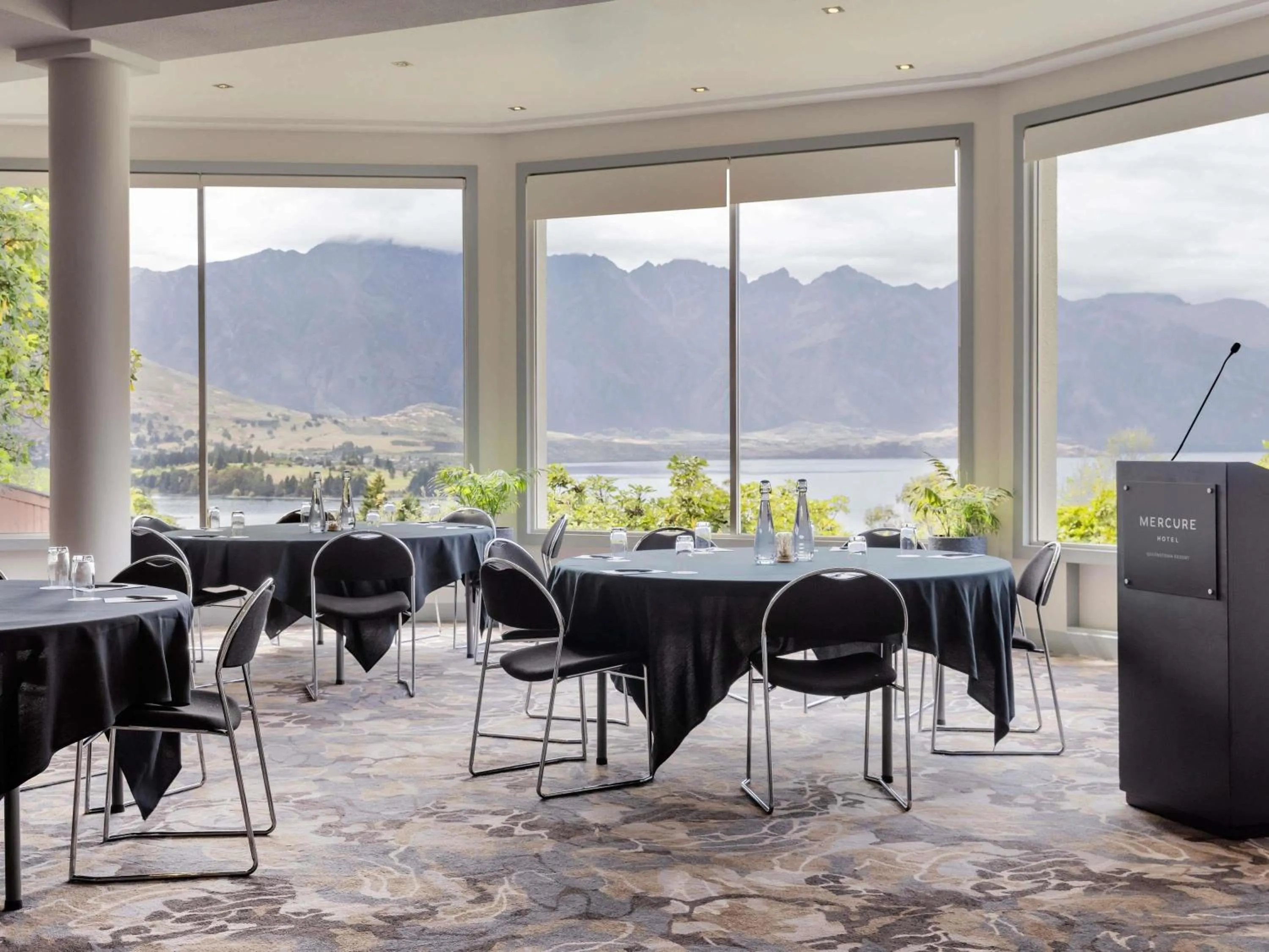 Meeting/conference room in Mercure Queenstown Resort