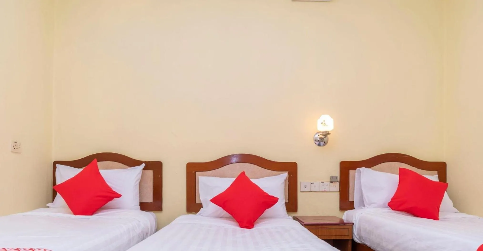 Bed in FULLY HOTEL JOHOR JAYA