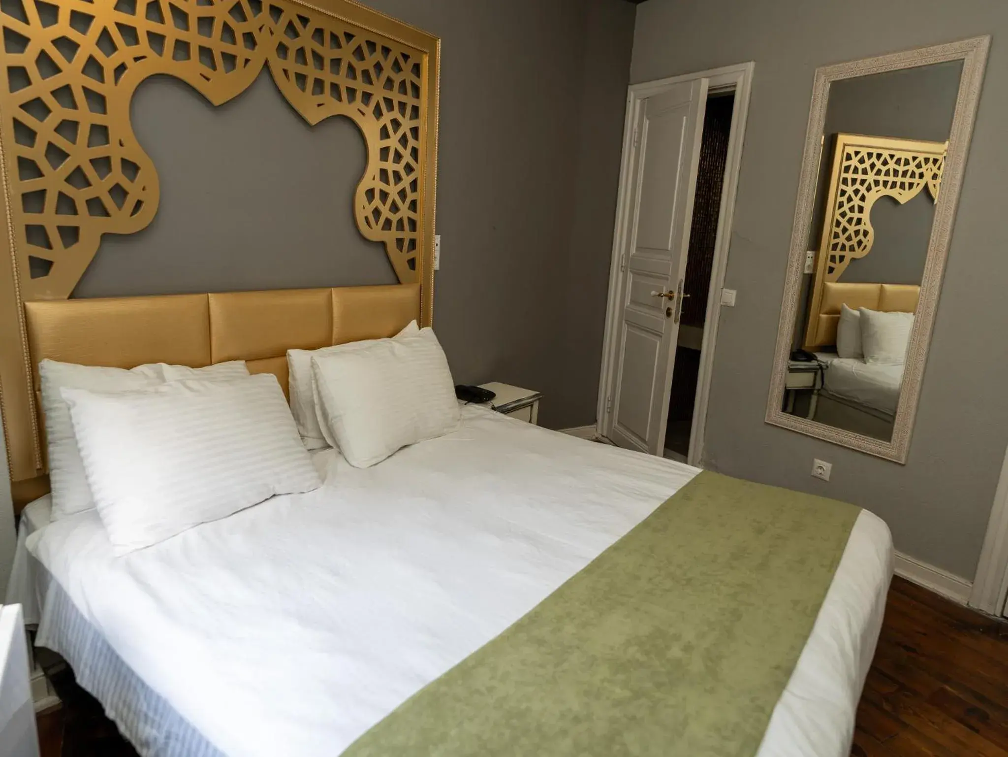 Family Room in Best Pasaport Pier Otel Kadıköy Family Room in Best Pasaport Pier Otel Kadıköy