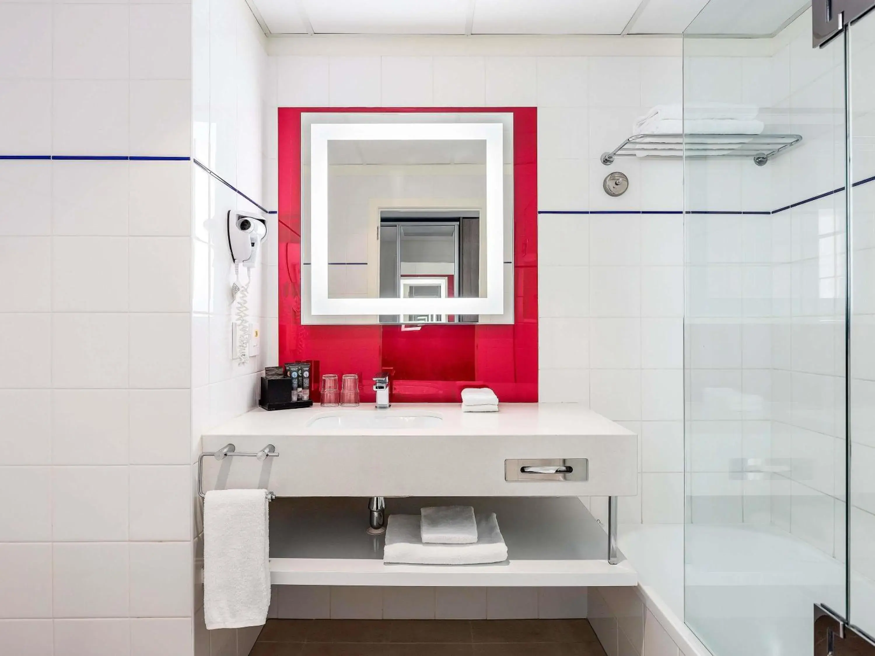 Executive King Room in Novotel Wellington Executive King Room in Novotel Wellington