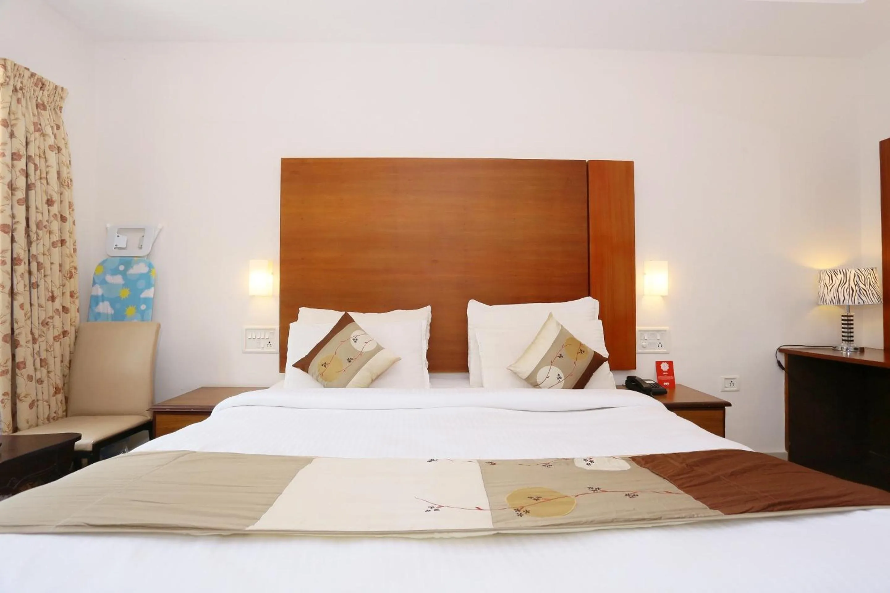 Bedroom, Bed in Townhouse Dona Castle