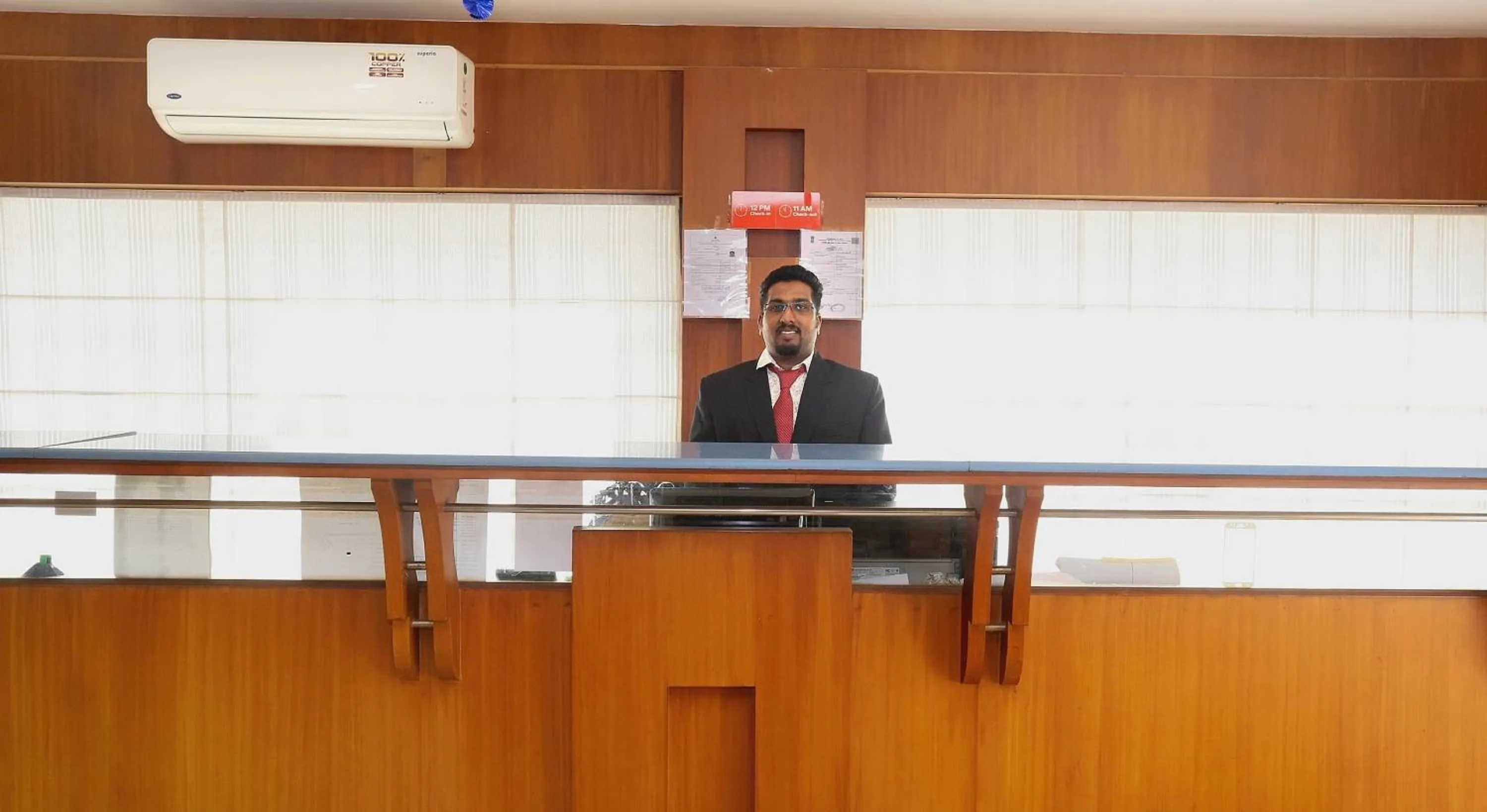 Lobby or reception in Super Townhouse Dona Castle