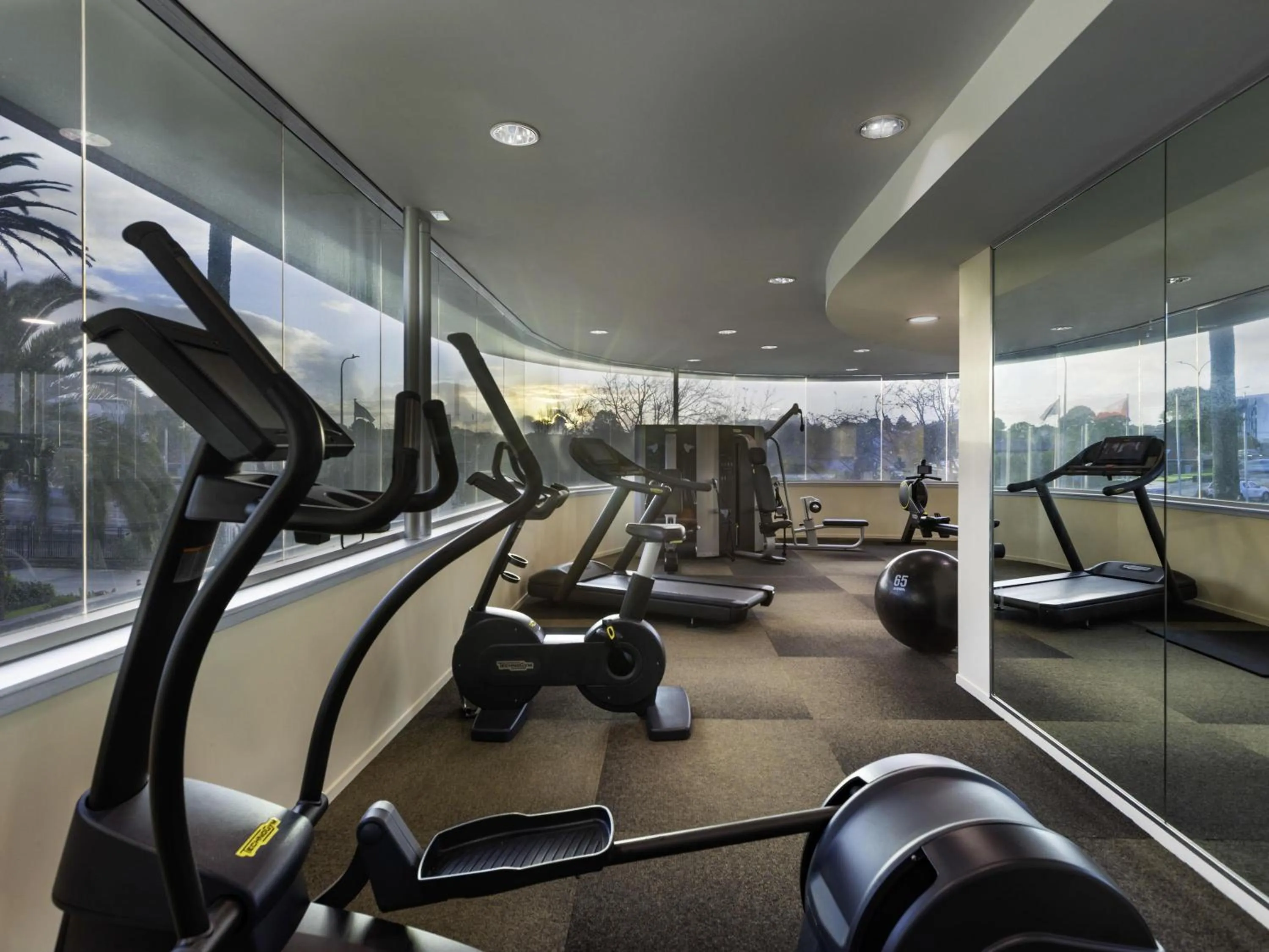 Fitness centre/facilities in Novotel Auckland Ellerslie