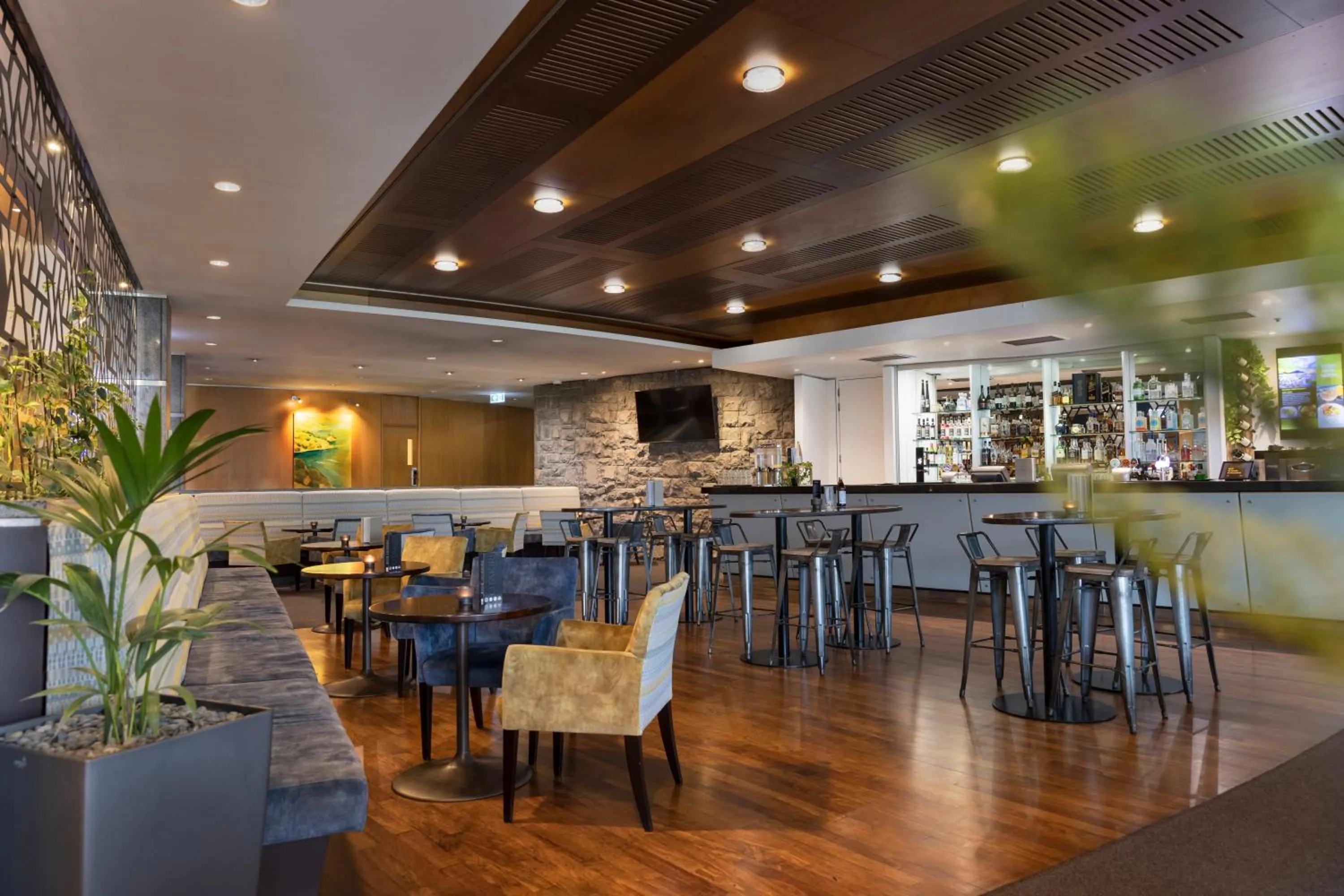 Lounge or bar in Novotel Auckland Ellerslie