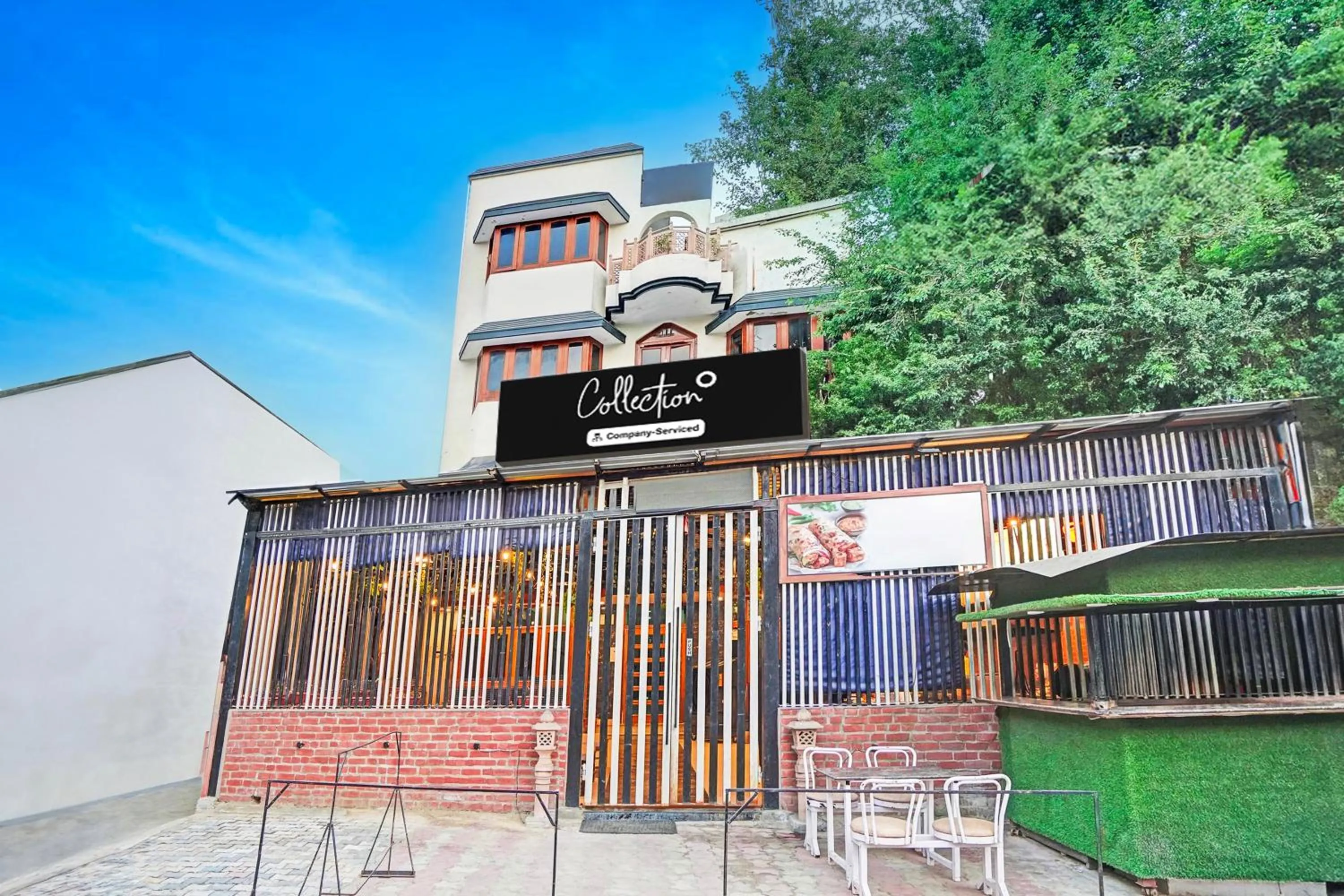 Facade/entrance in Super Collection O Mathura Near Railway Station