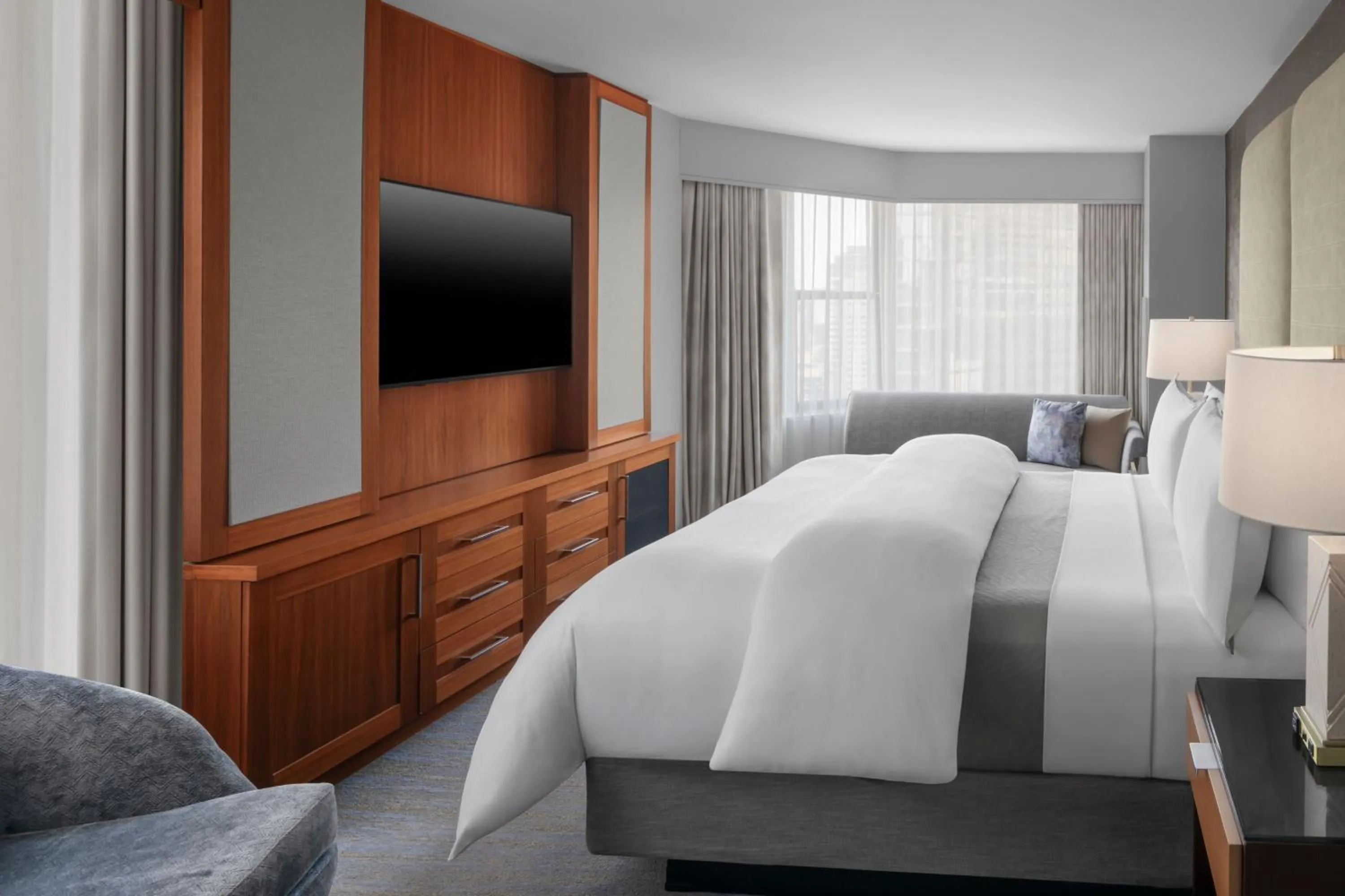 Bedroom, Bed in The Westin New York Grand Central