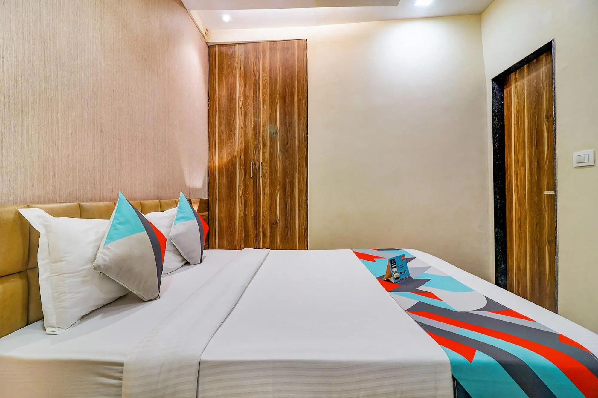 Bedroom, Bed in FabHotel Grand Heritage - Nr BKC