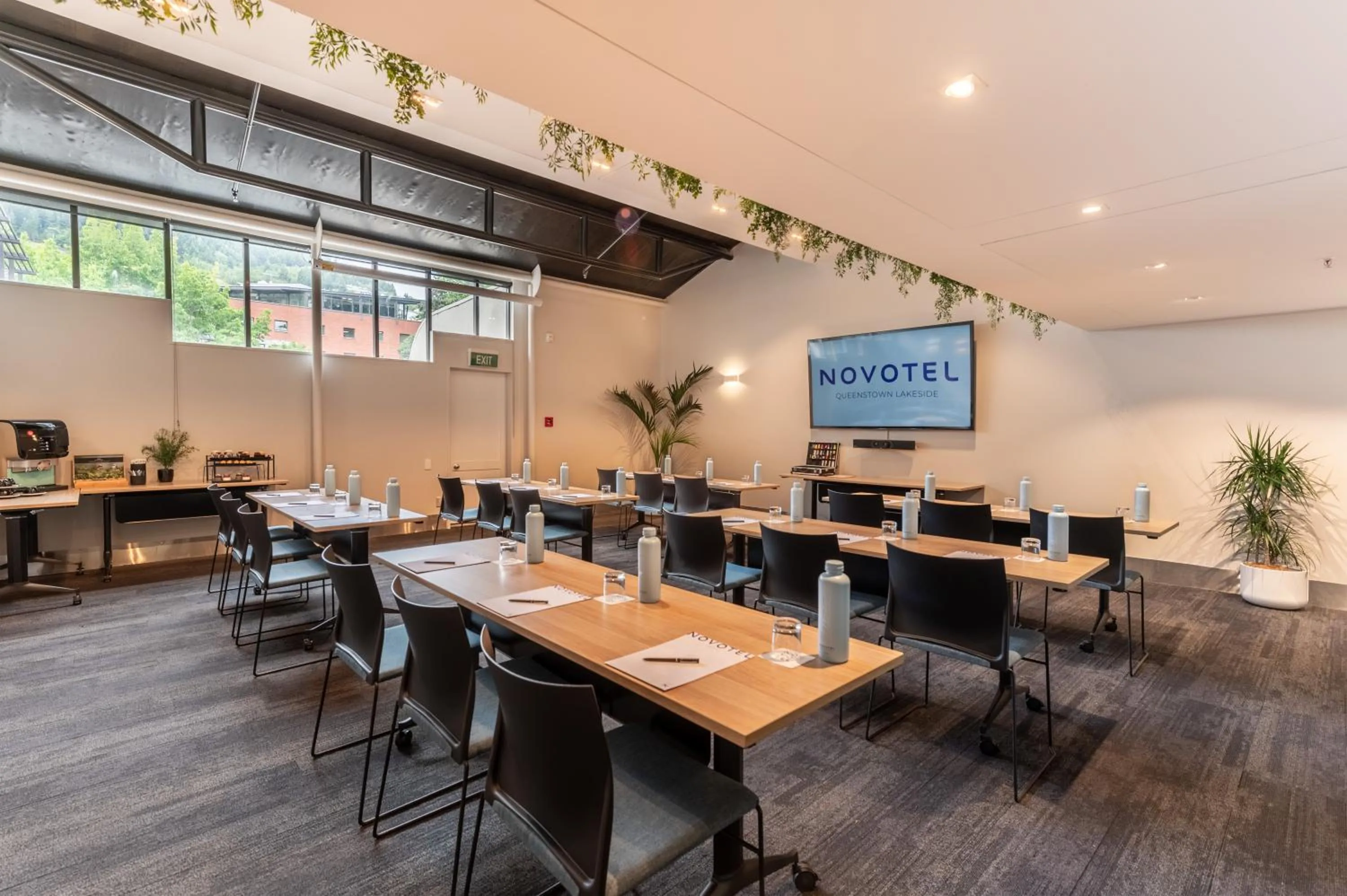 Meeting/conference room in Novotel Queenstown Lakeside
