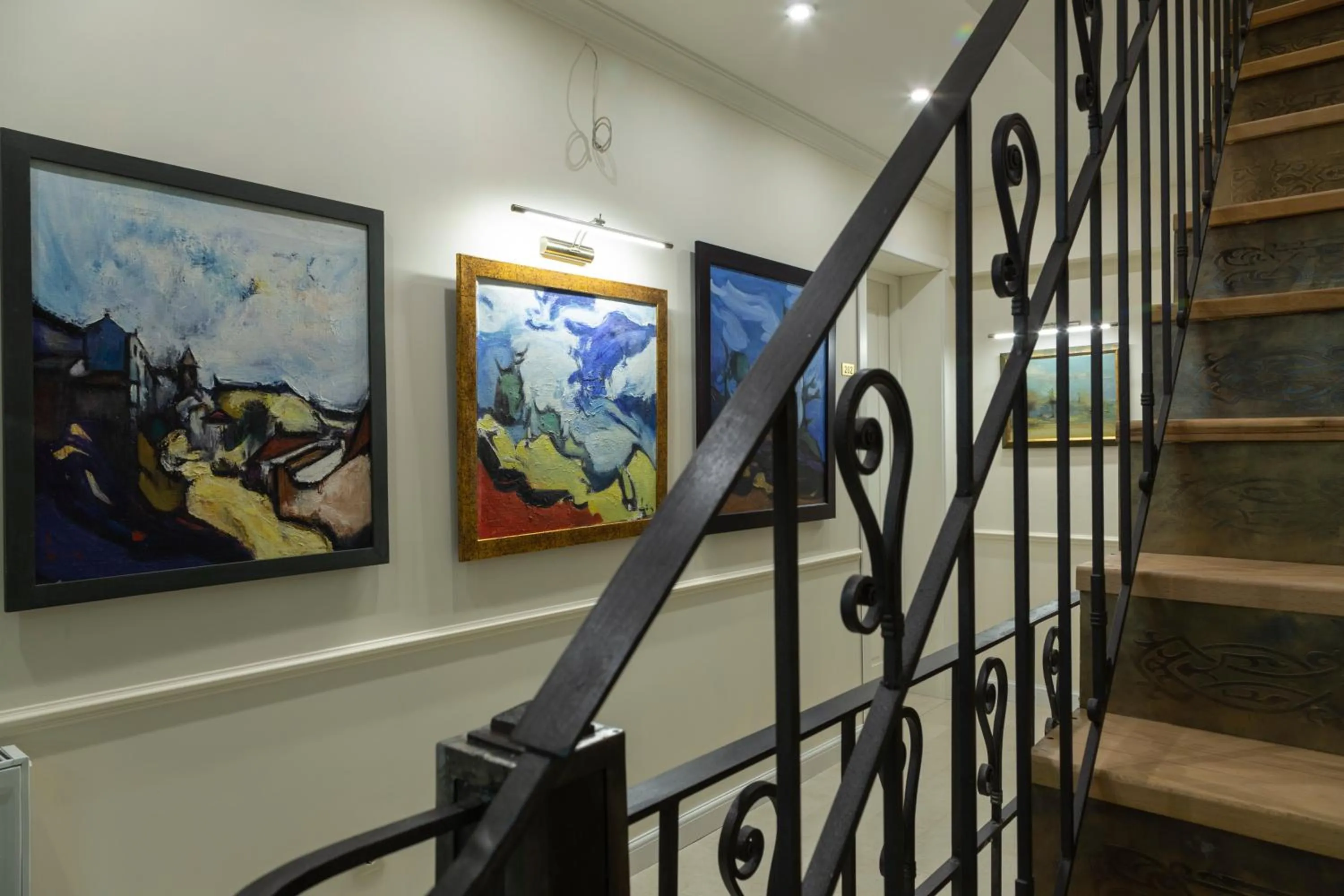Omart Hotel - Gallery