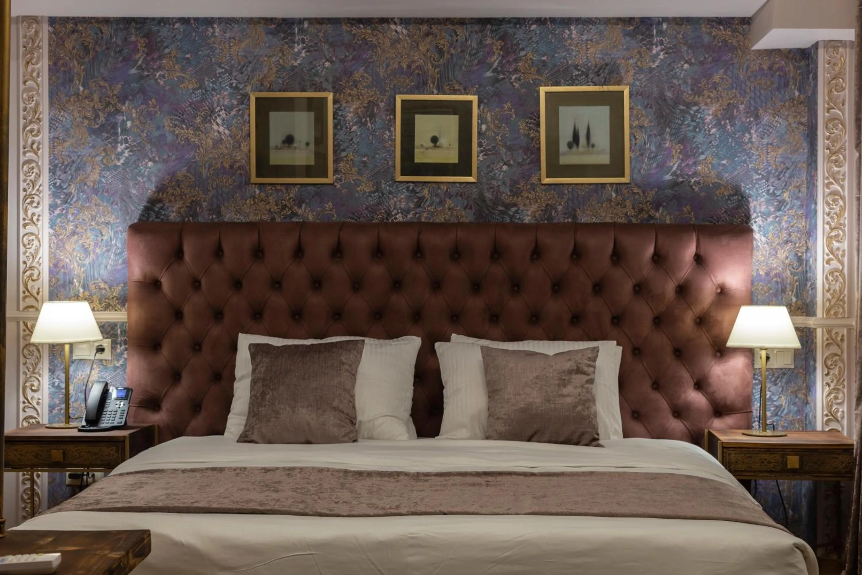 Bed in Omart Hotel - Gallery