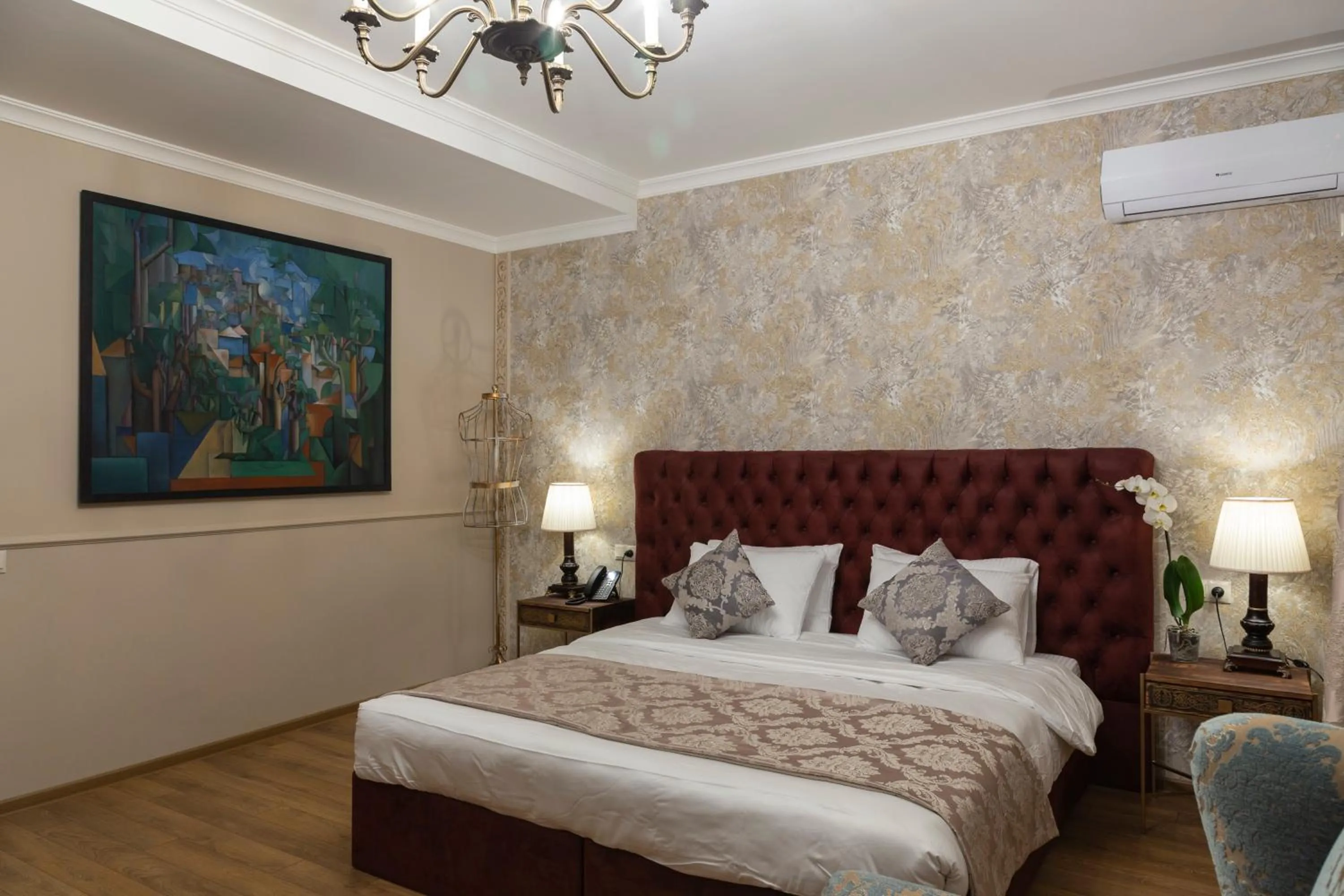 Bed in Omart Hotel - Gallery