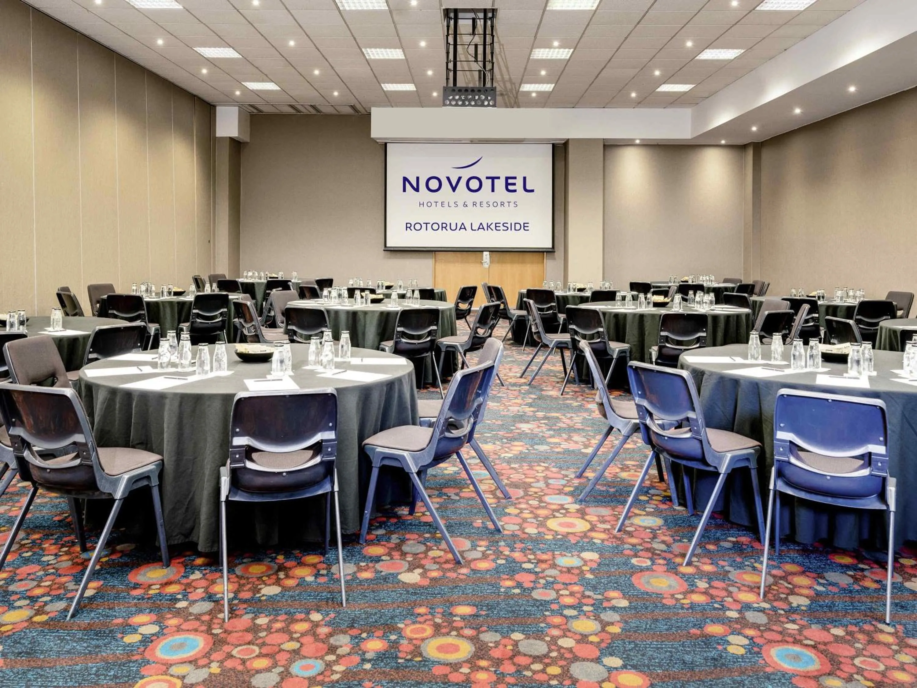 Meeting/conference room in Novotel Rotorua Lakeside