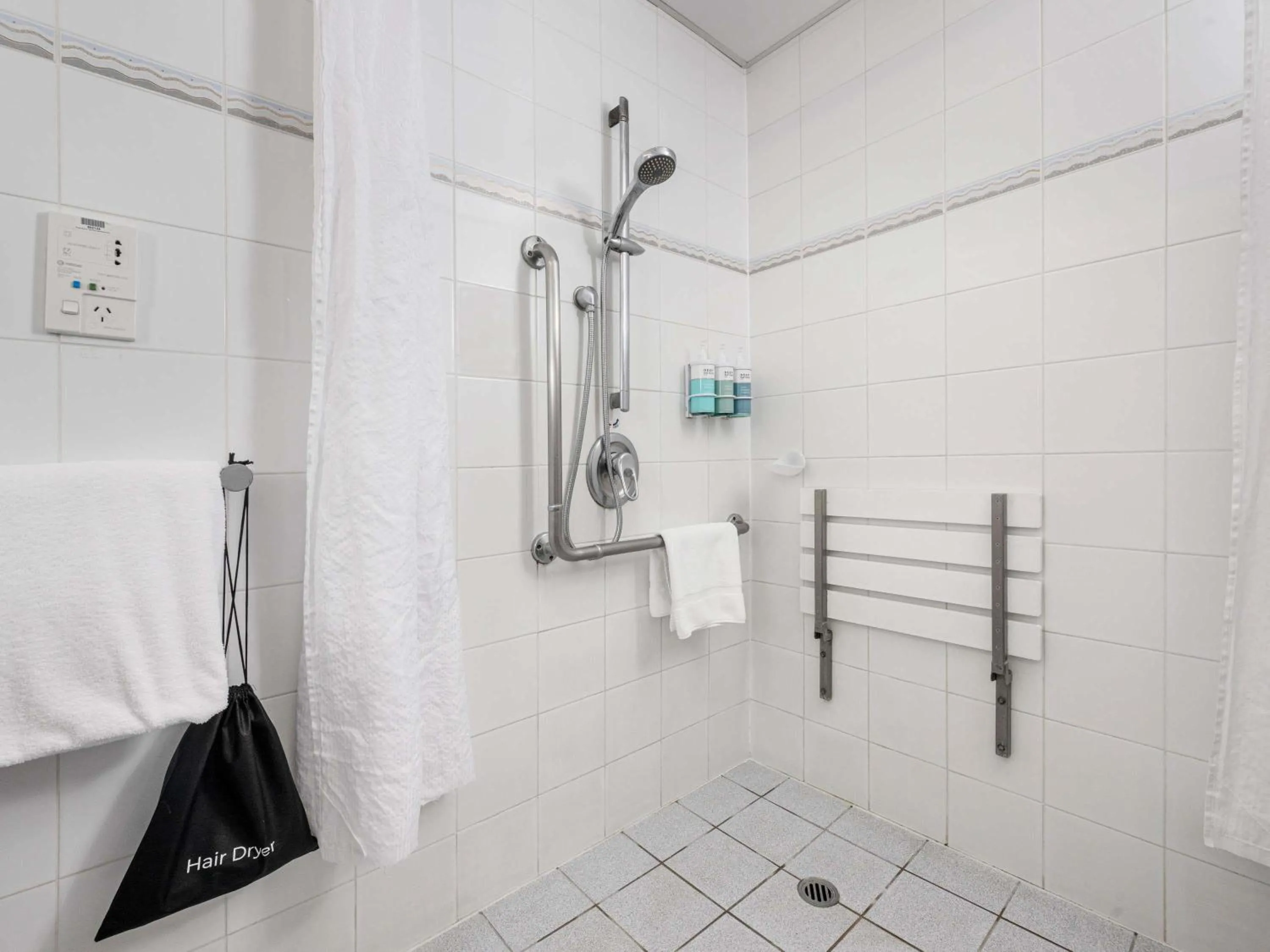 Bedroom in Novotel Rotorua Lakeside