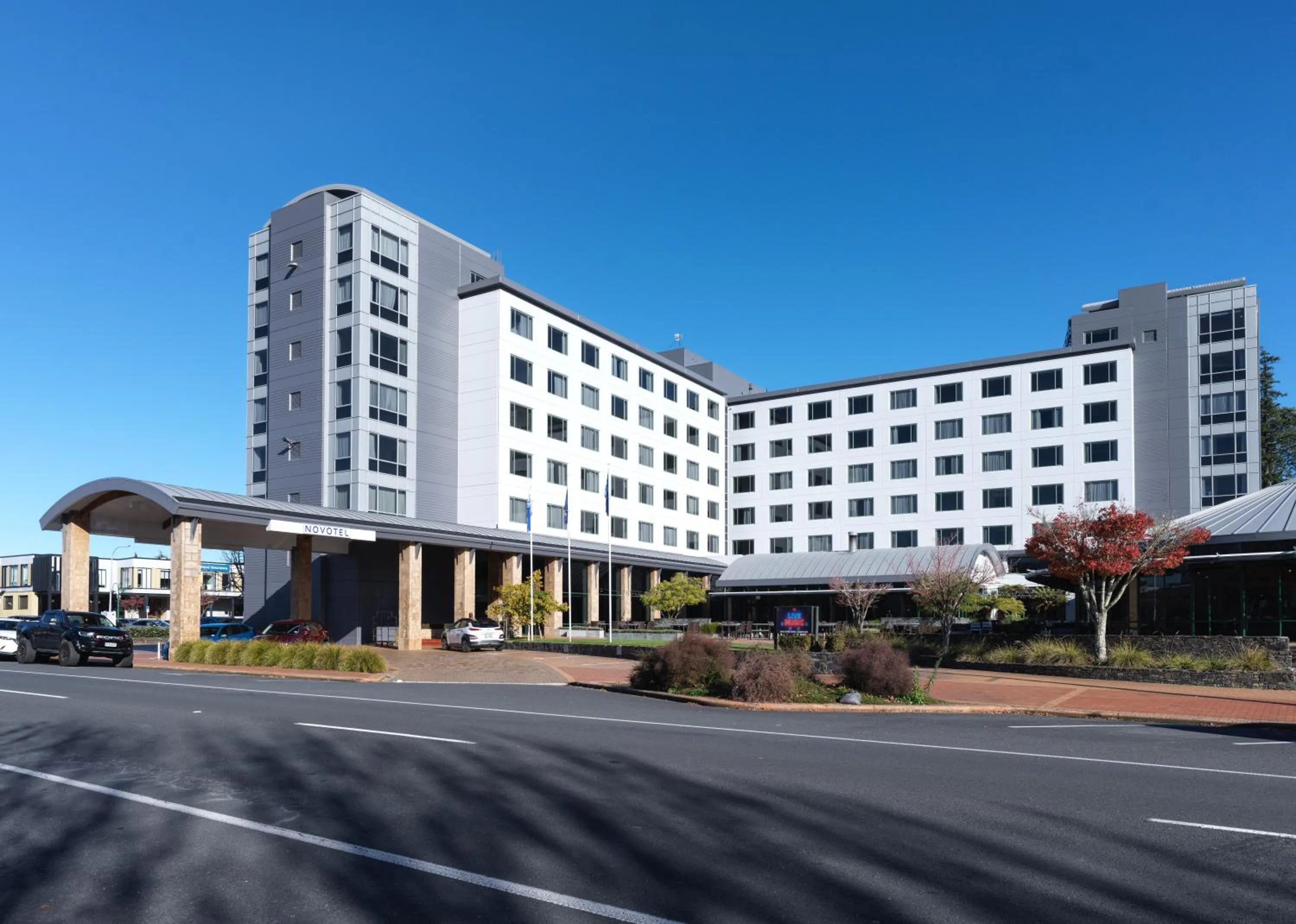 Property building in Novotel Rotorua Lakeside