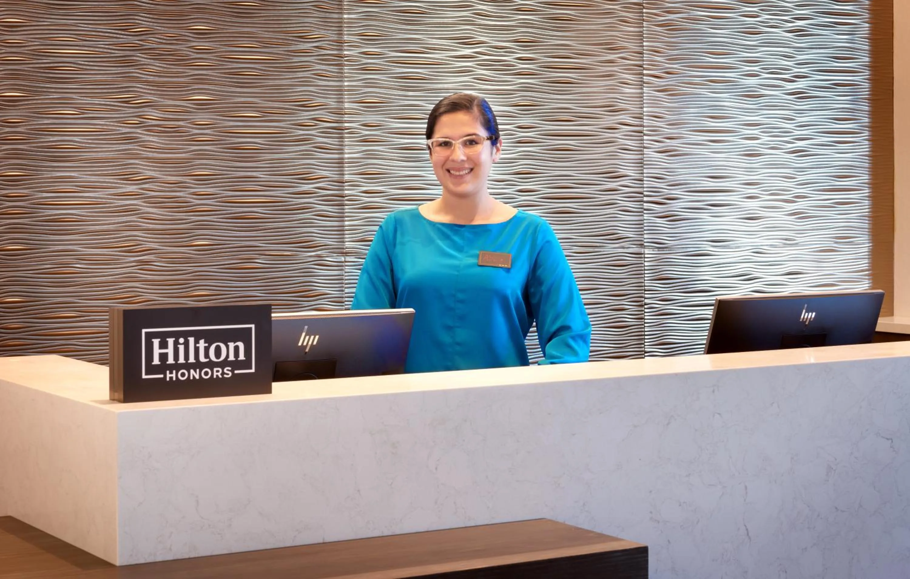 Lobby or reception in Hampton Inn & Suites Anaheim Resort Convention Center