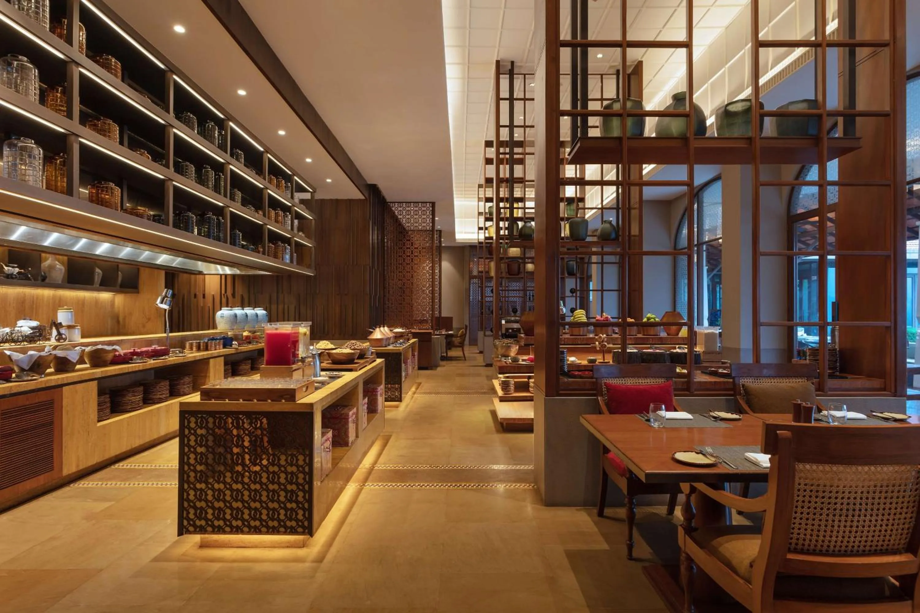 Restaurant/places to eat in Hilton Goa Resort Candolim