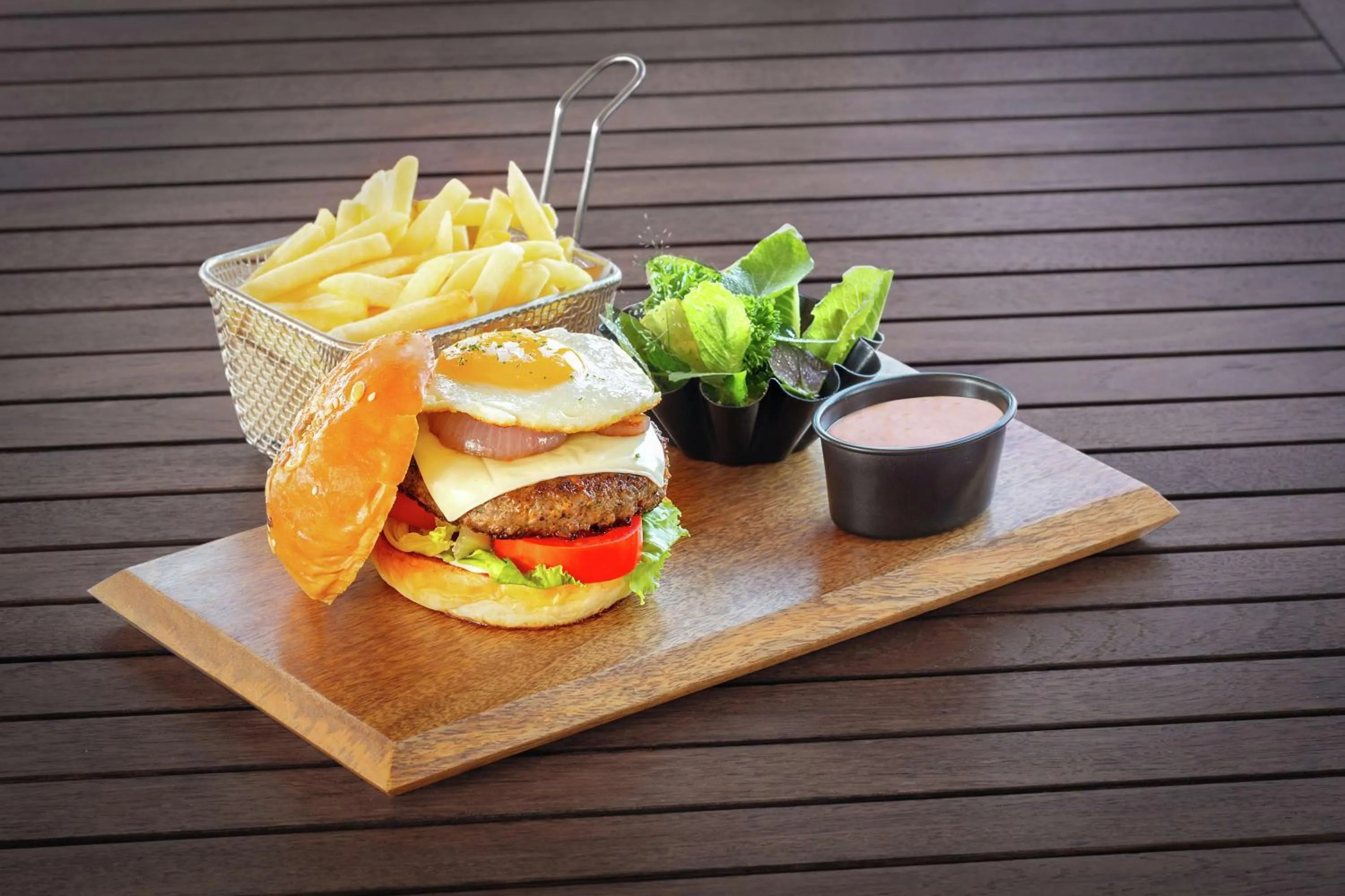 Restaurant/places to eat in Hilton Goa Resort Candolim