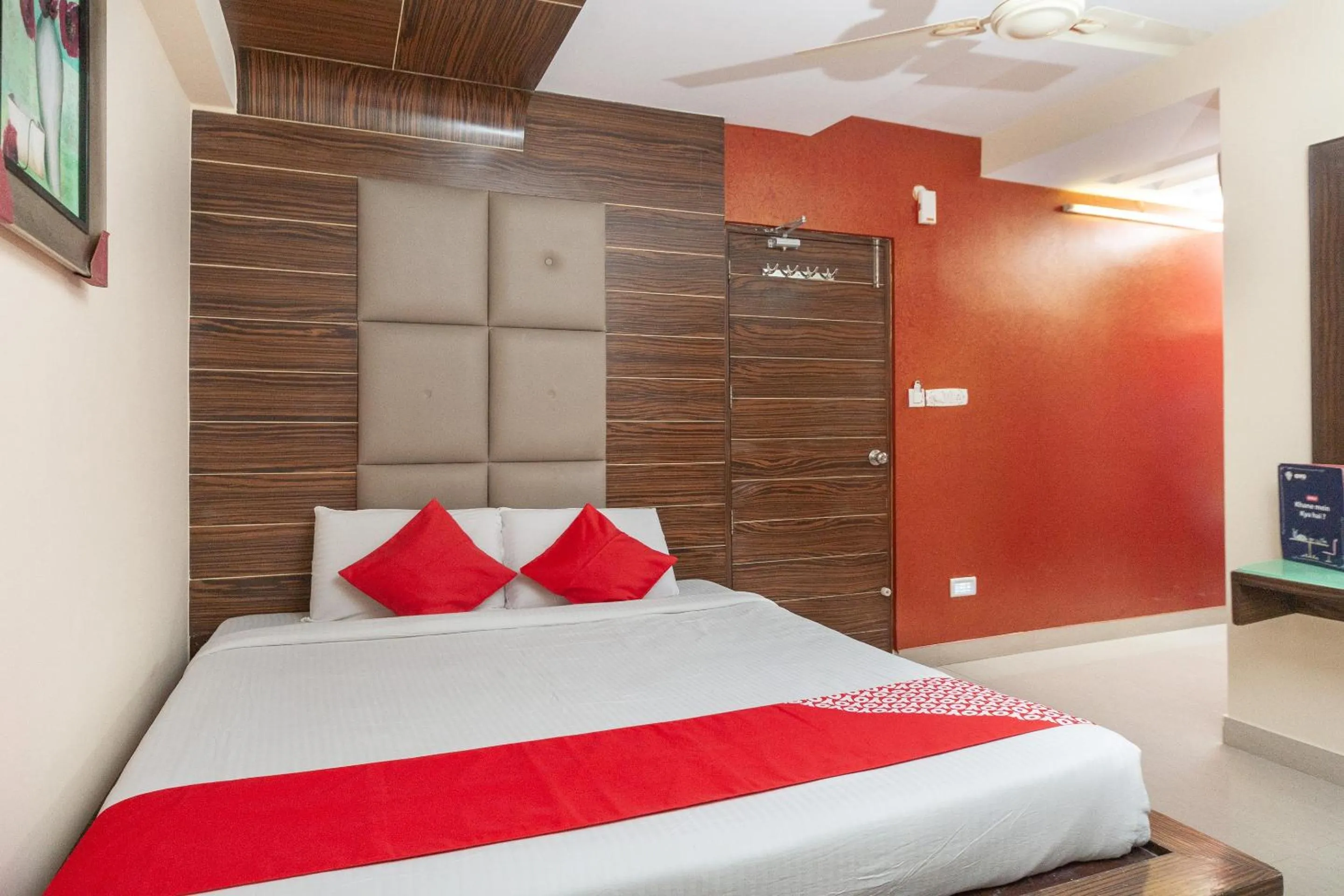 Bedroom, Bed in Collection O Seven Hills Inn