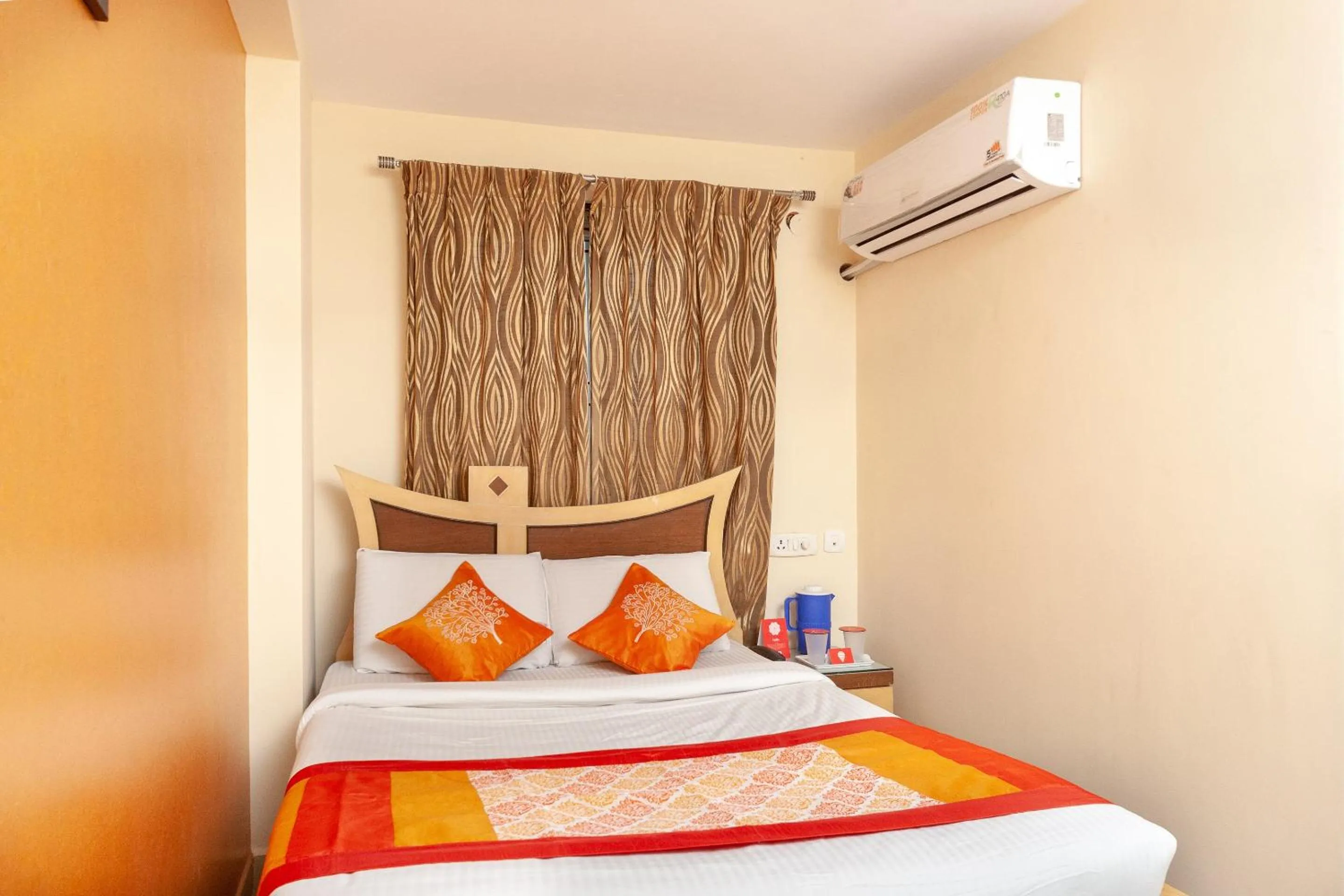 Bedroom, Bed in Collection O Seven Hills Inn