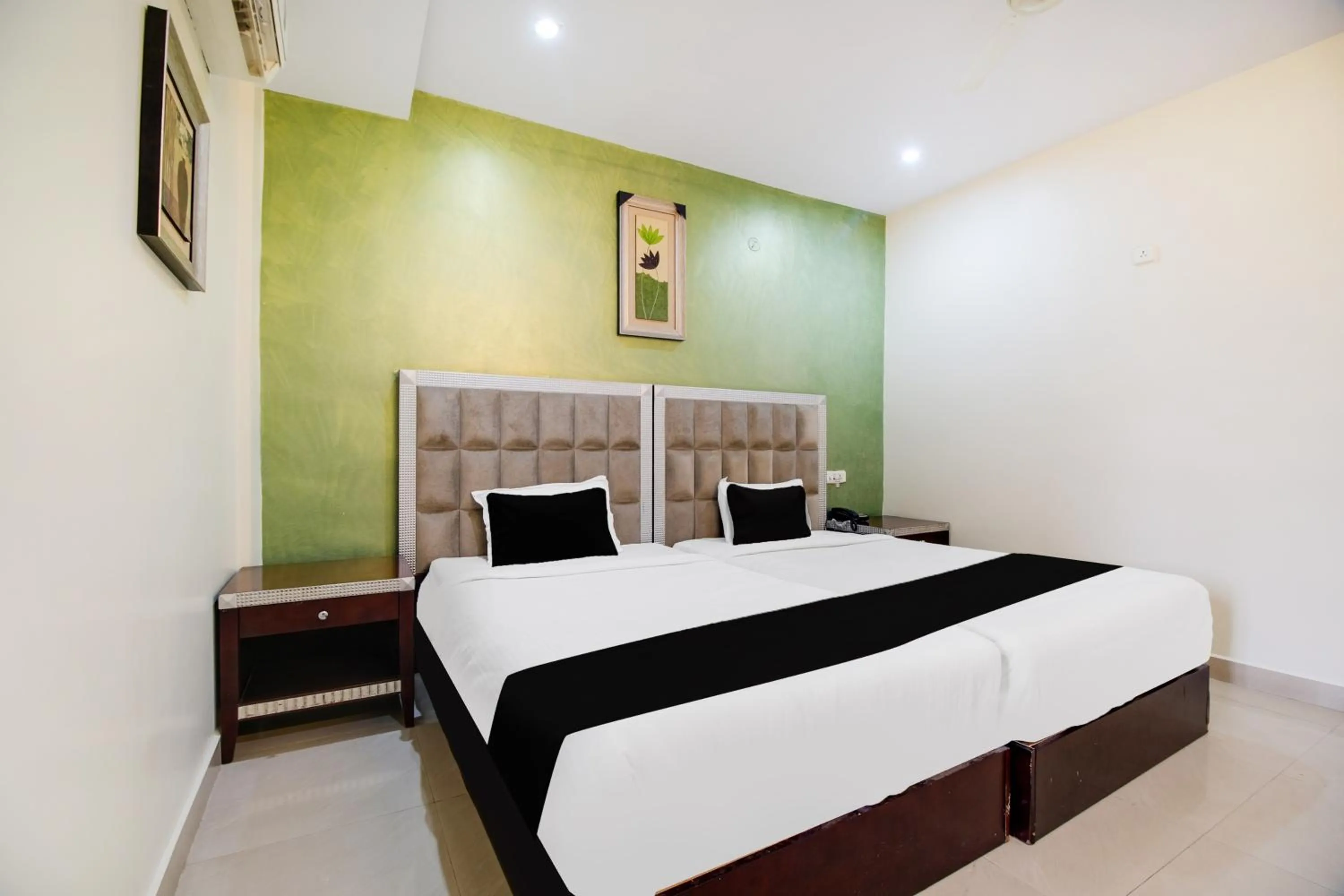 Bedroom, Bed in Townhouse Gajuwaka Near CMR Mall