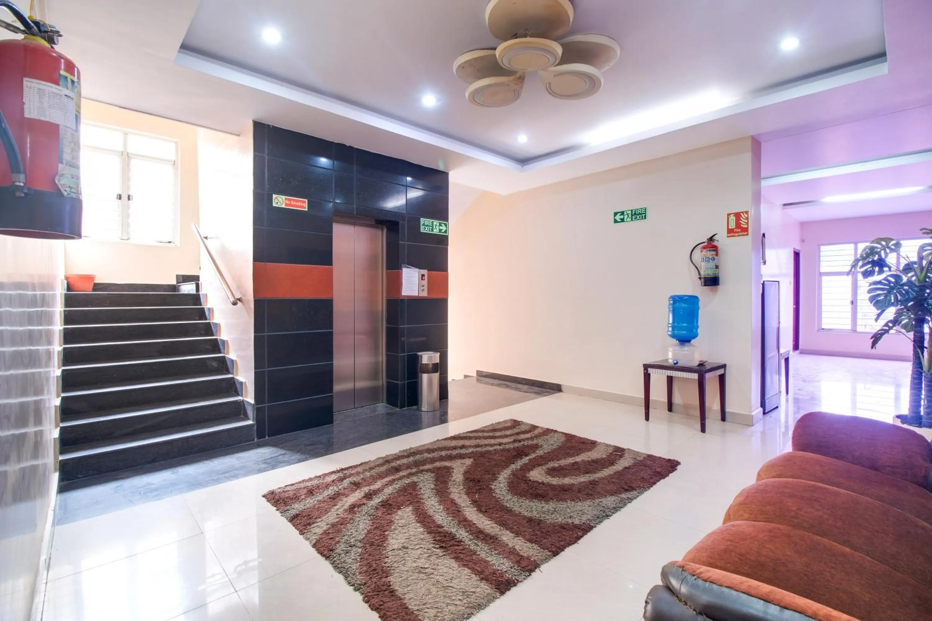 Lobby or reception in Townhouse Gajuwaka Near CMR Mall
