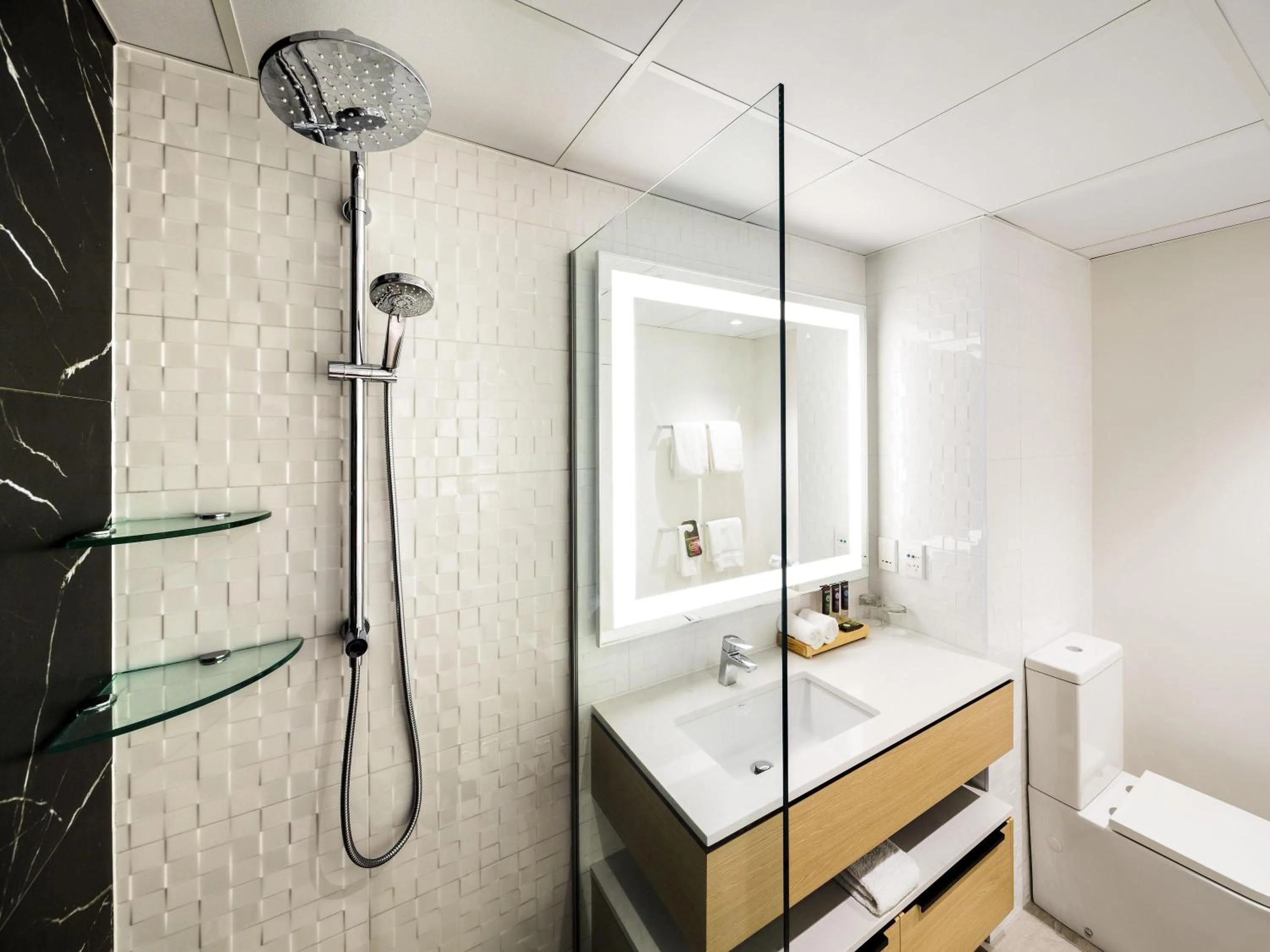 Bedroom in Novotel Tainui Hamilton