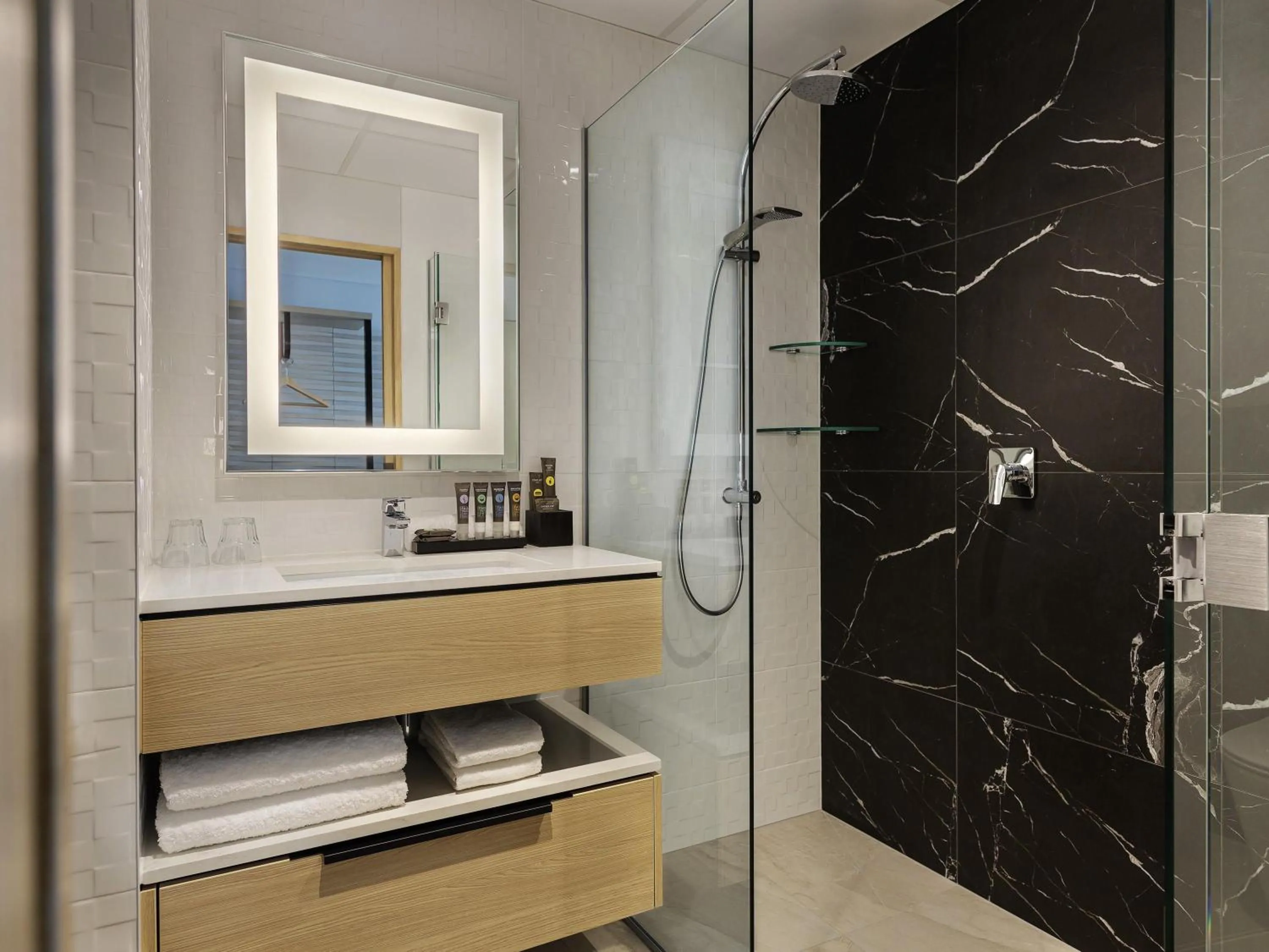 Bedroom in Novotel Tainui Hamilton