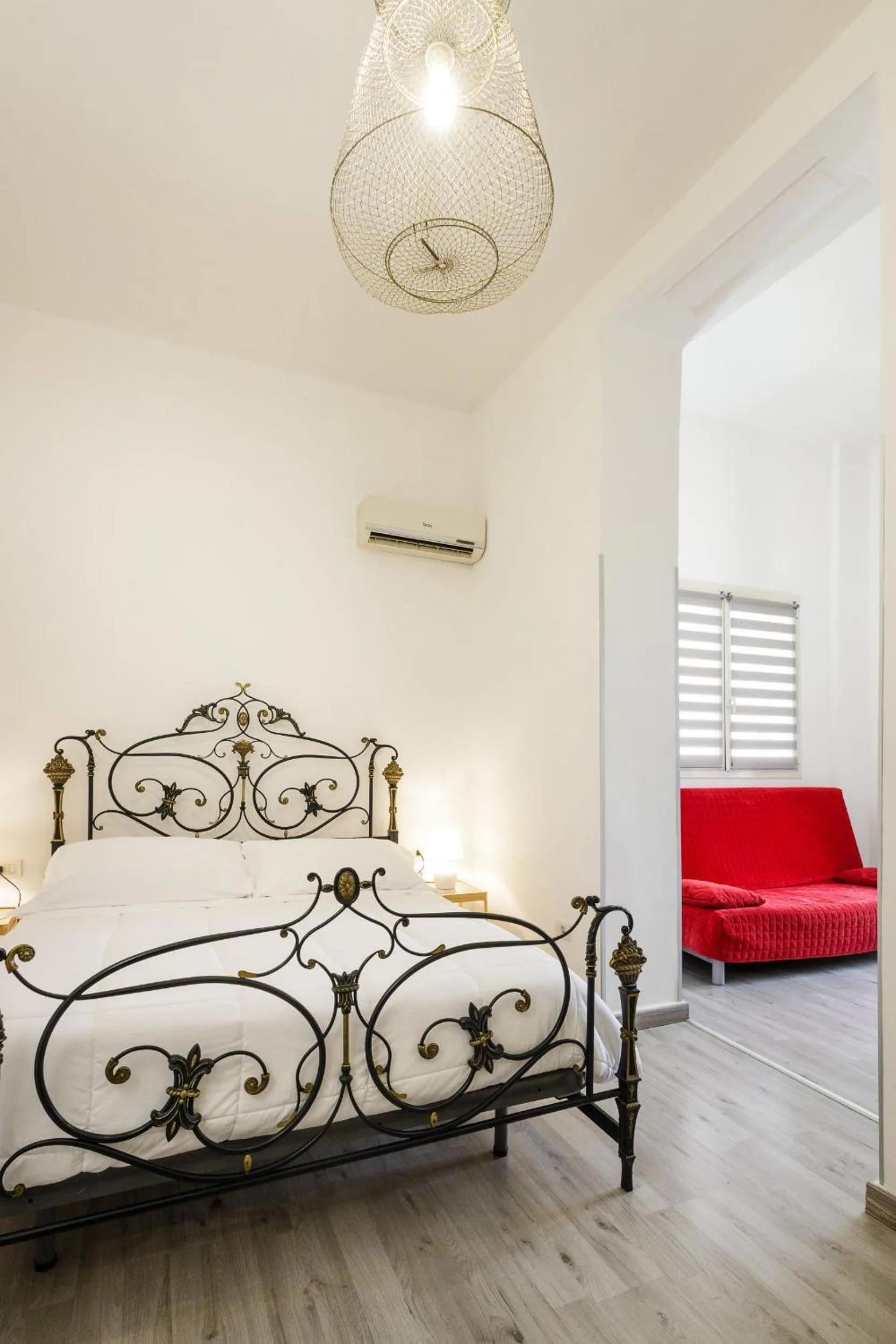 Photo of the whole room, Bed in Civico13