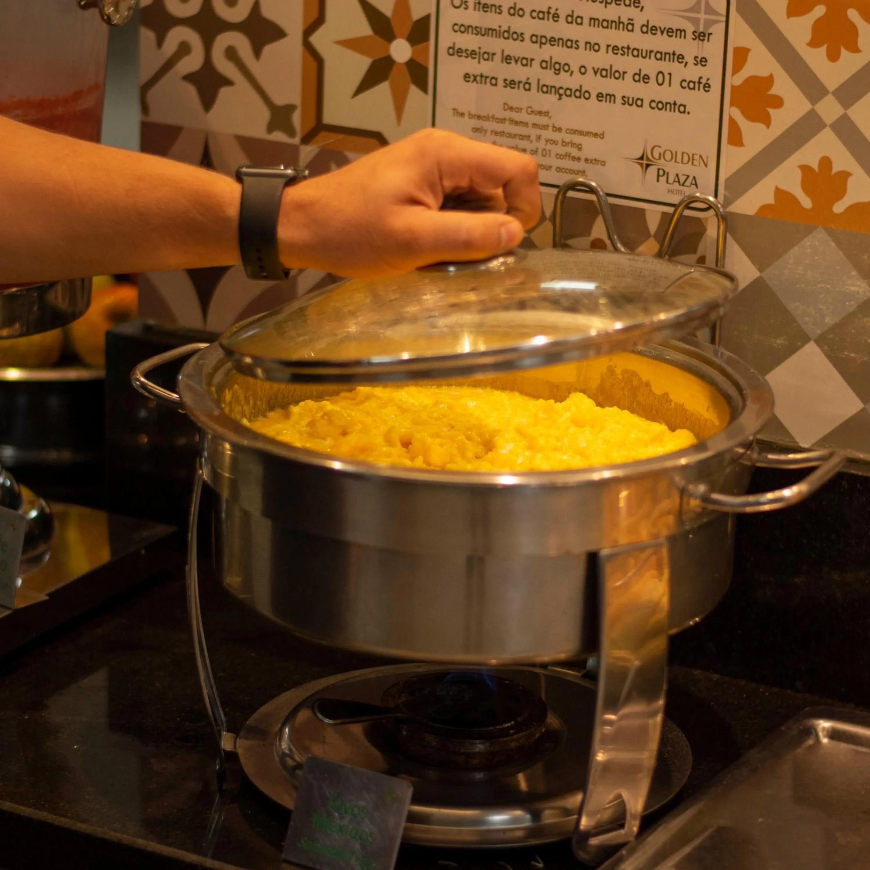 Breakfast in Golden Plaza Hotel