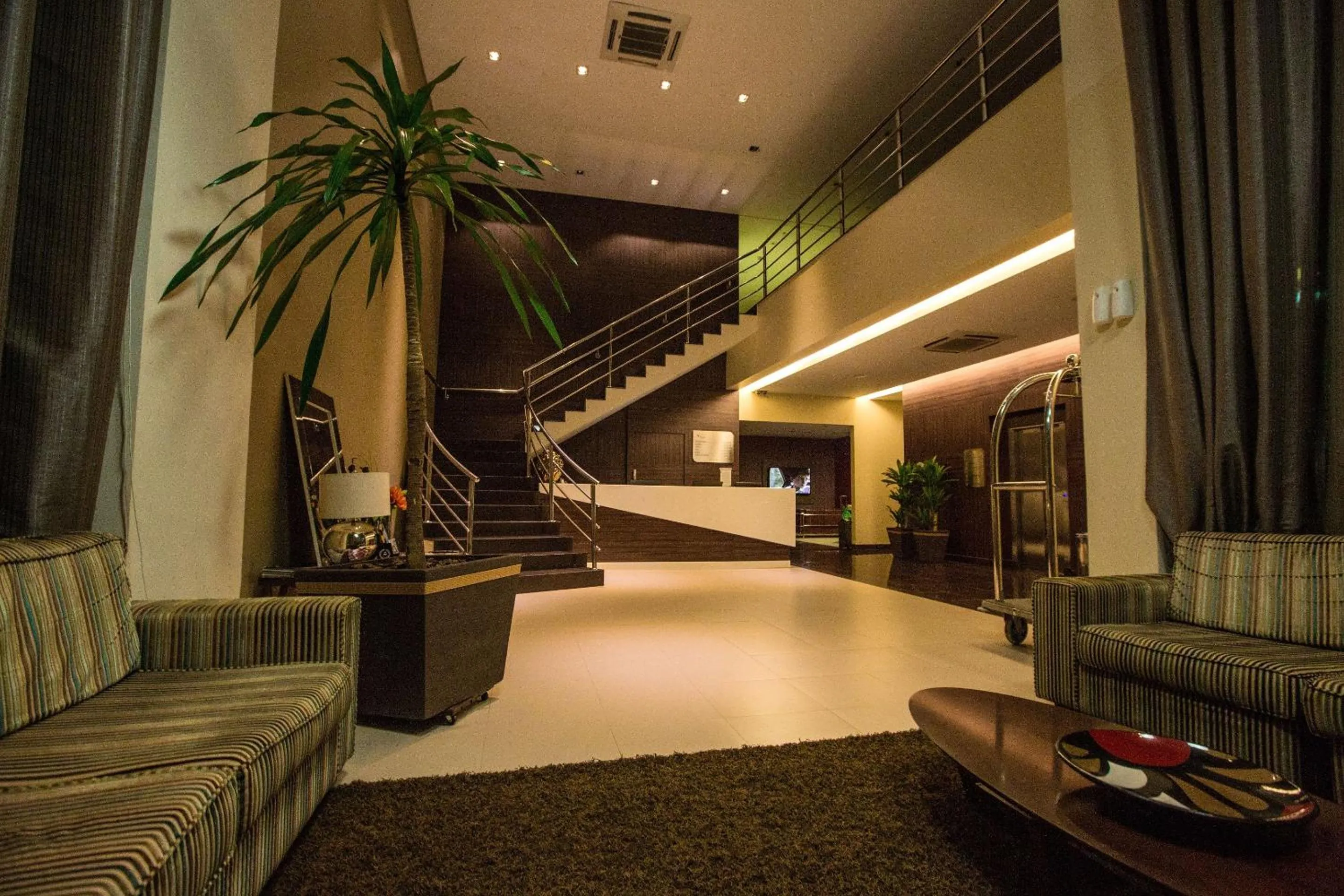 Living room in Golden Plaza Hotel