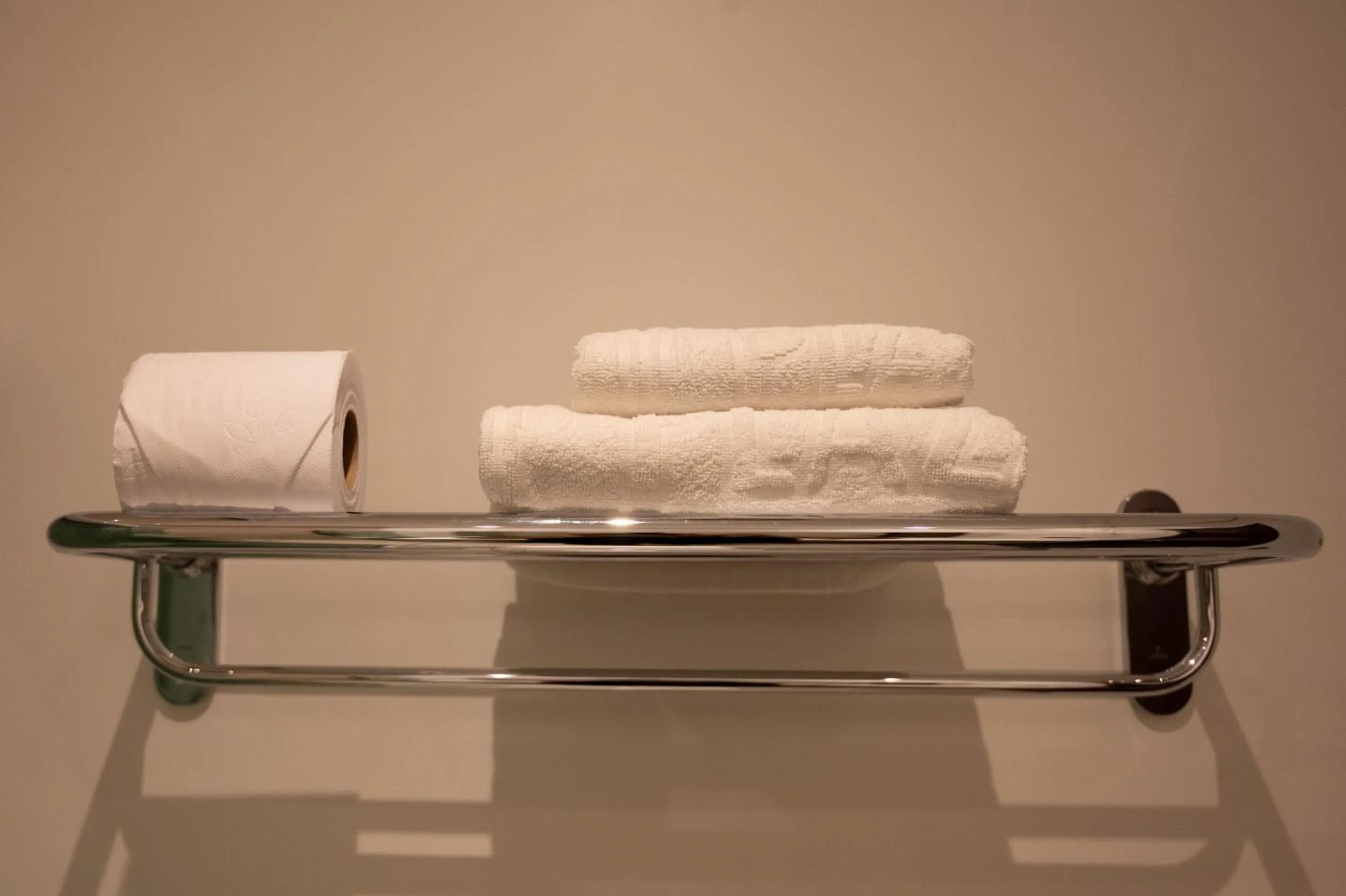 Bathroom in Golden Plaza Hotel