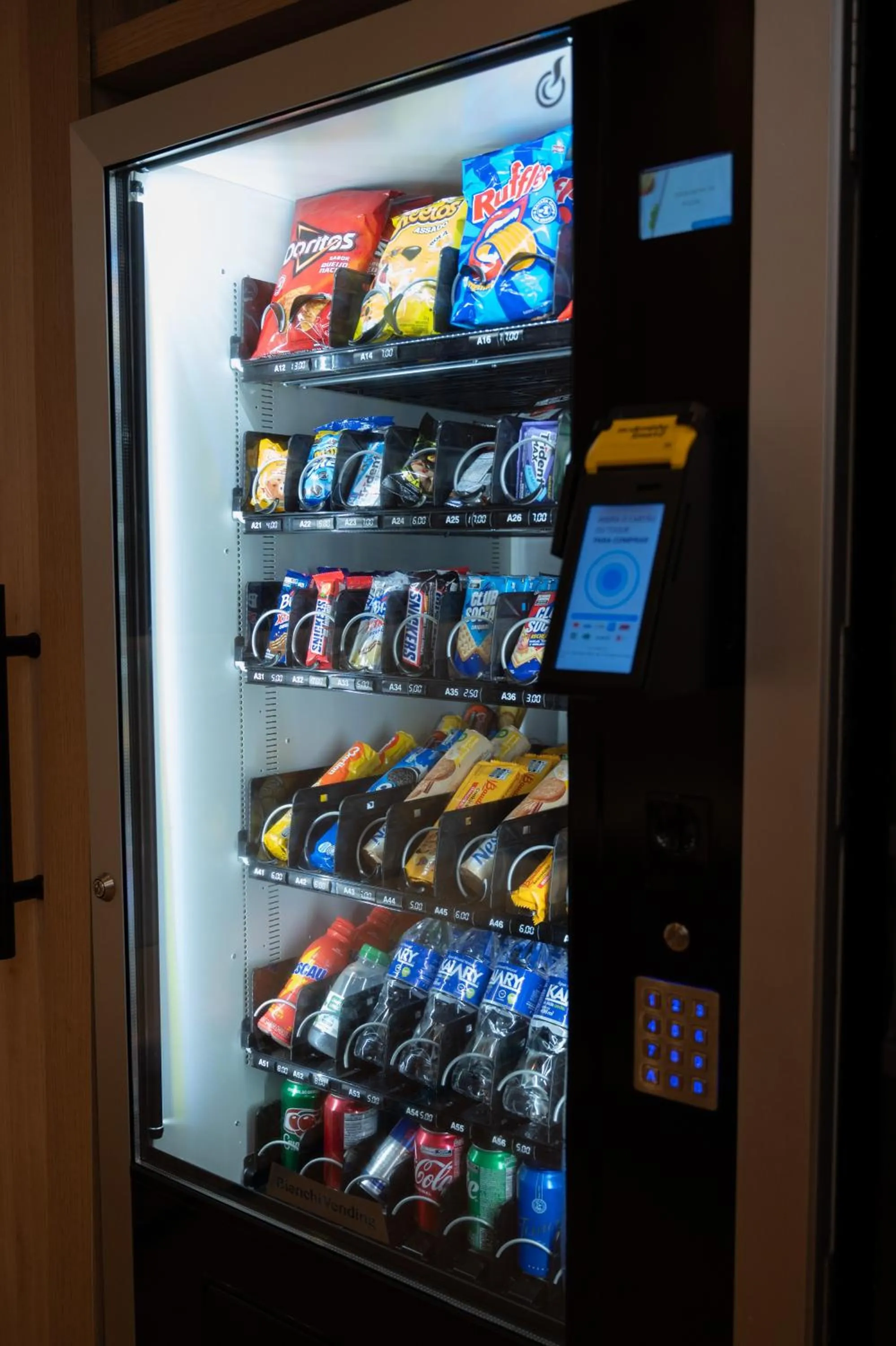 On-site shops in Golden Plaza Hotel