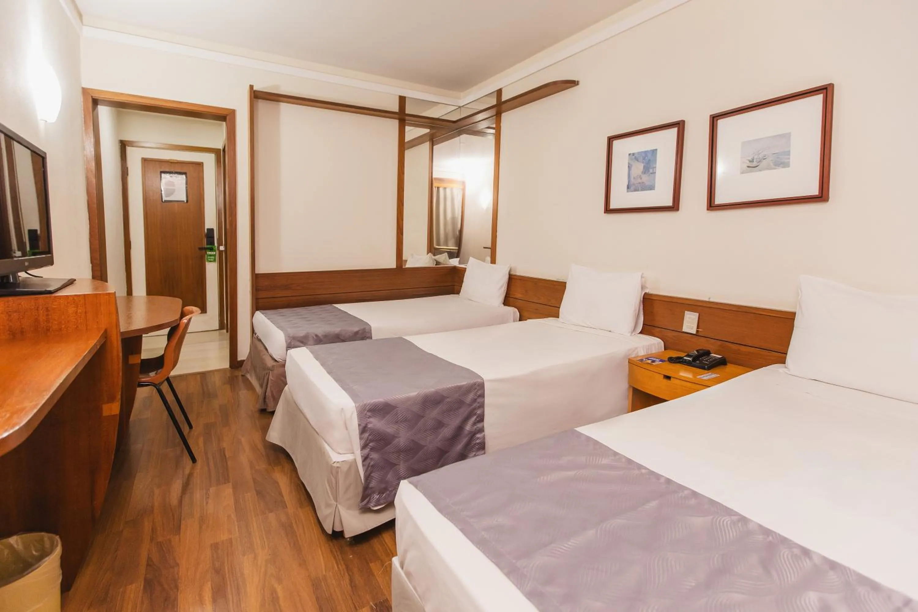Photo of the whole room, Bed in Hotel Dan Inn São José do Rio Preto by Nacional Inn