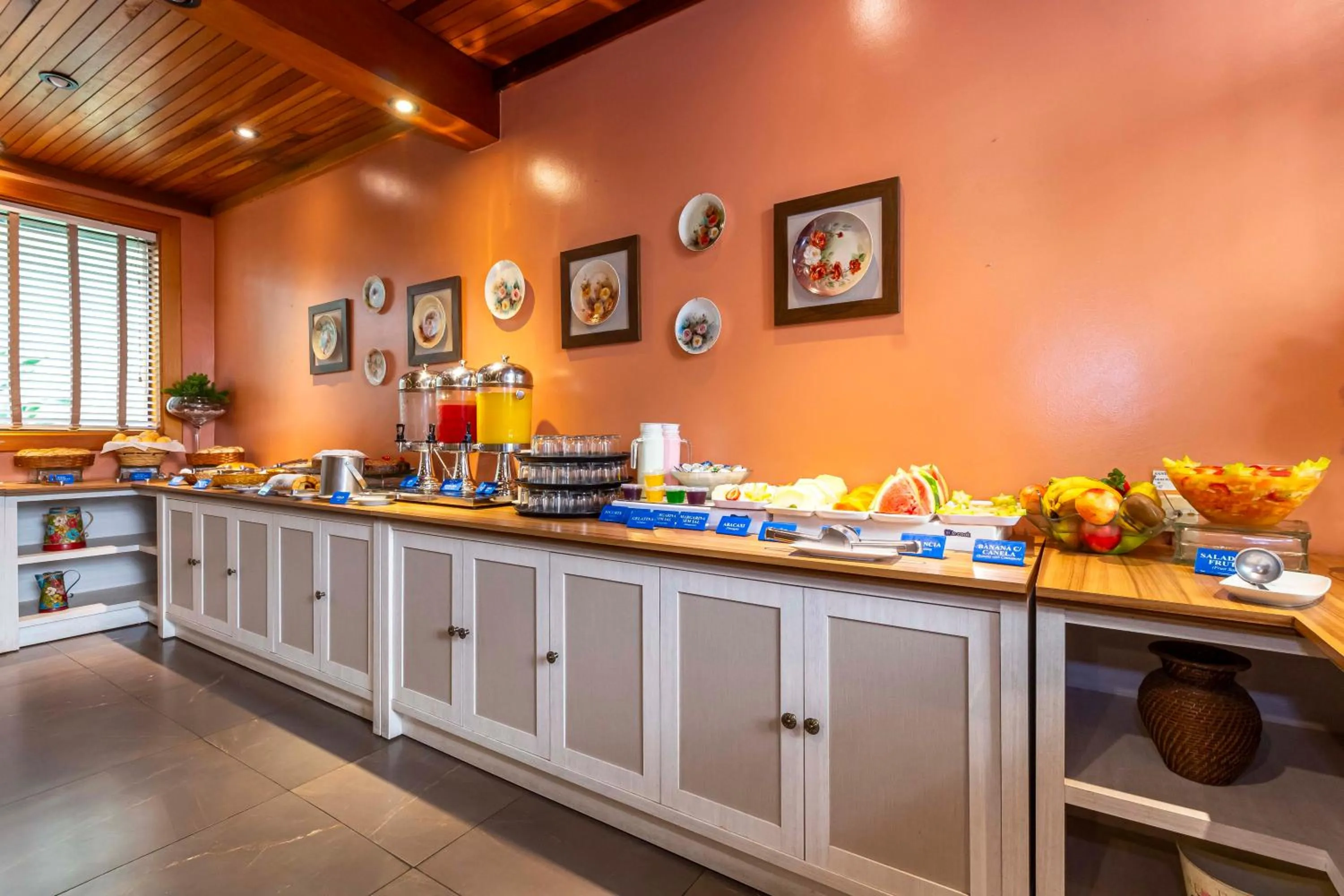 Breakfast in Hotel Dan Inn São José do Rio Preto by Nacional Inn