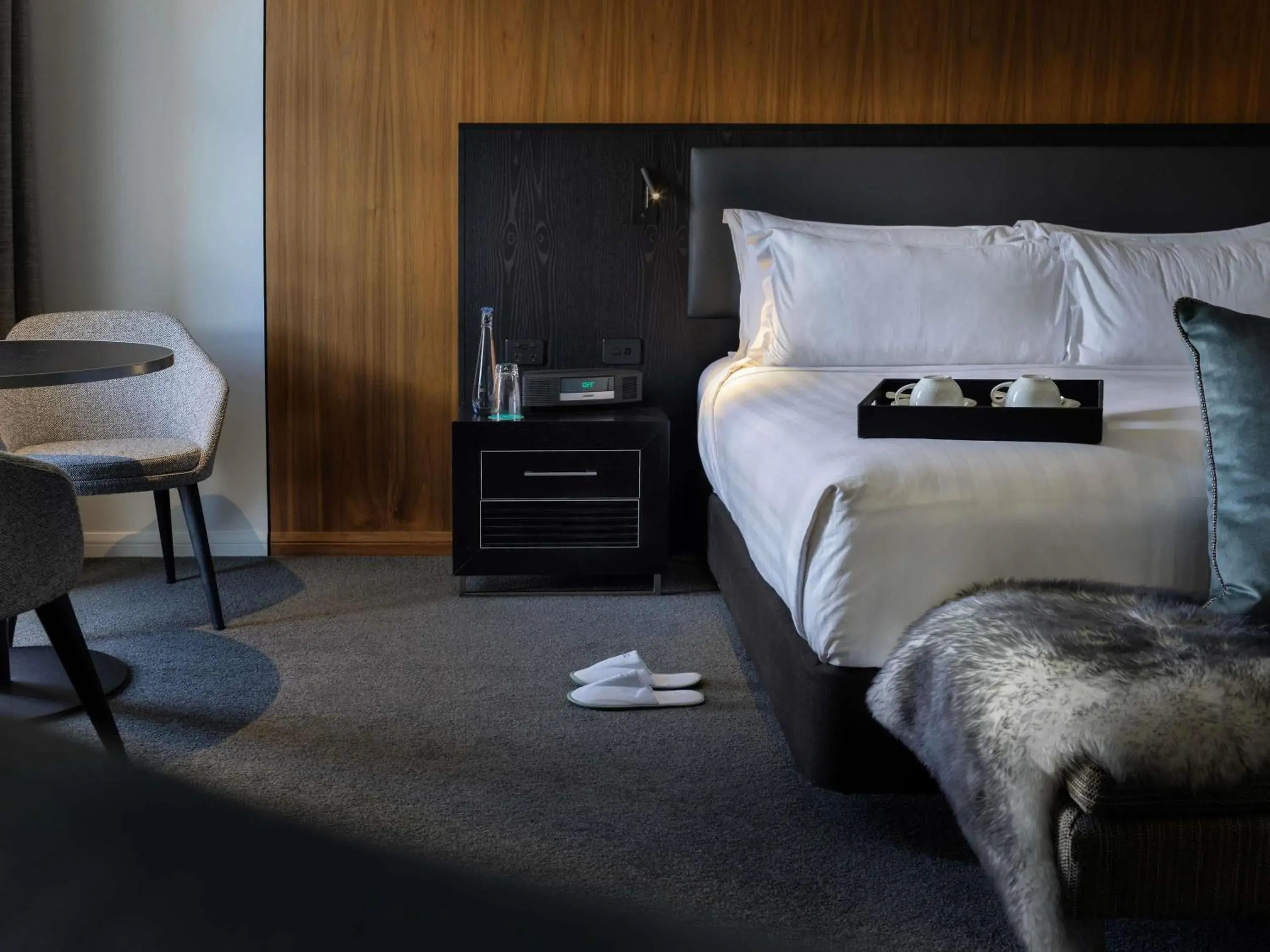 Superior King Room with Balcony in Sofitel Queenstown Hotel & Spa Superior King Room with Balcony in Sofitel Queenstown Hotel & Spa