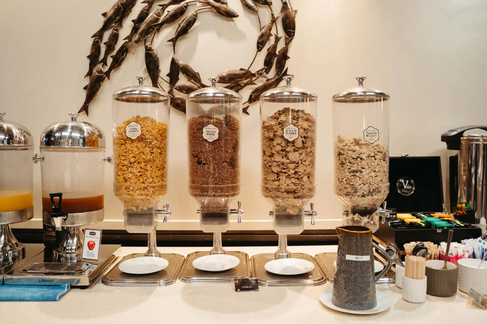 Buffet breakfast in Auckland City Hotel - Hobson St