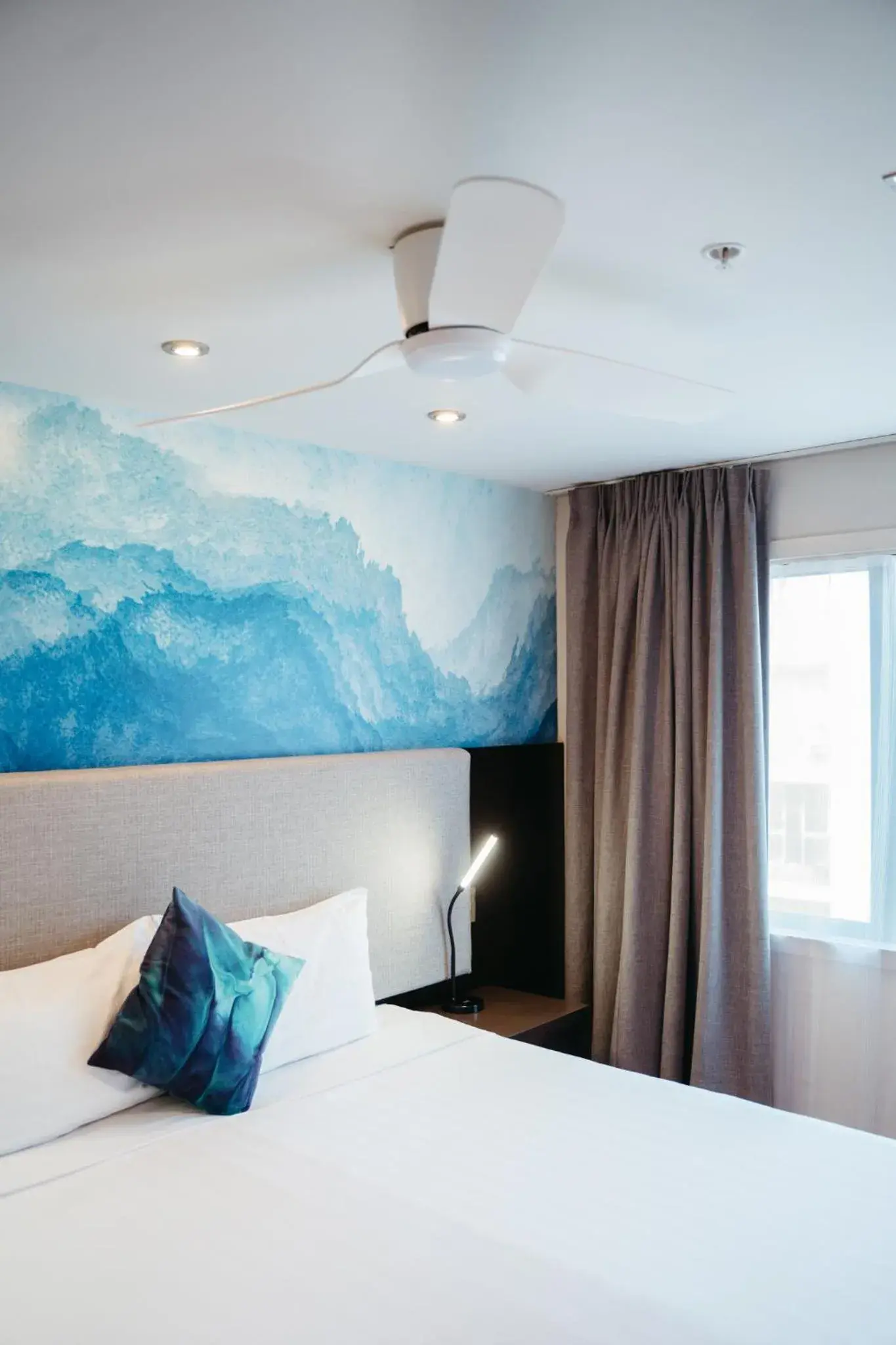 Studio King Room in Auckland City Hotel - Hobson St Studio King Room in Auckland City Hotel - Hobson St