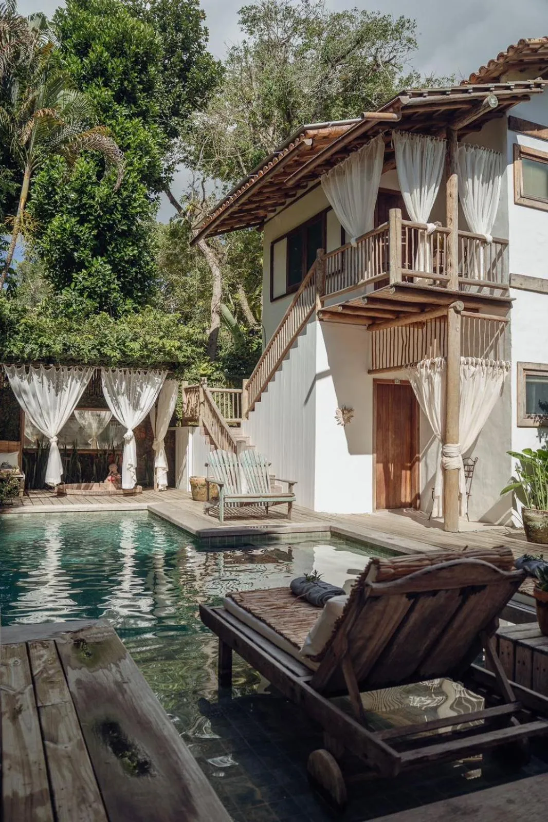 Swimming pool in Pousada Encantada