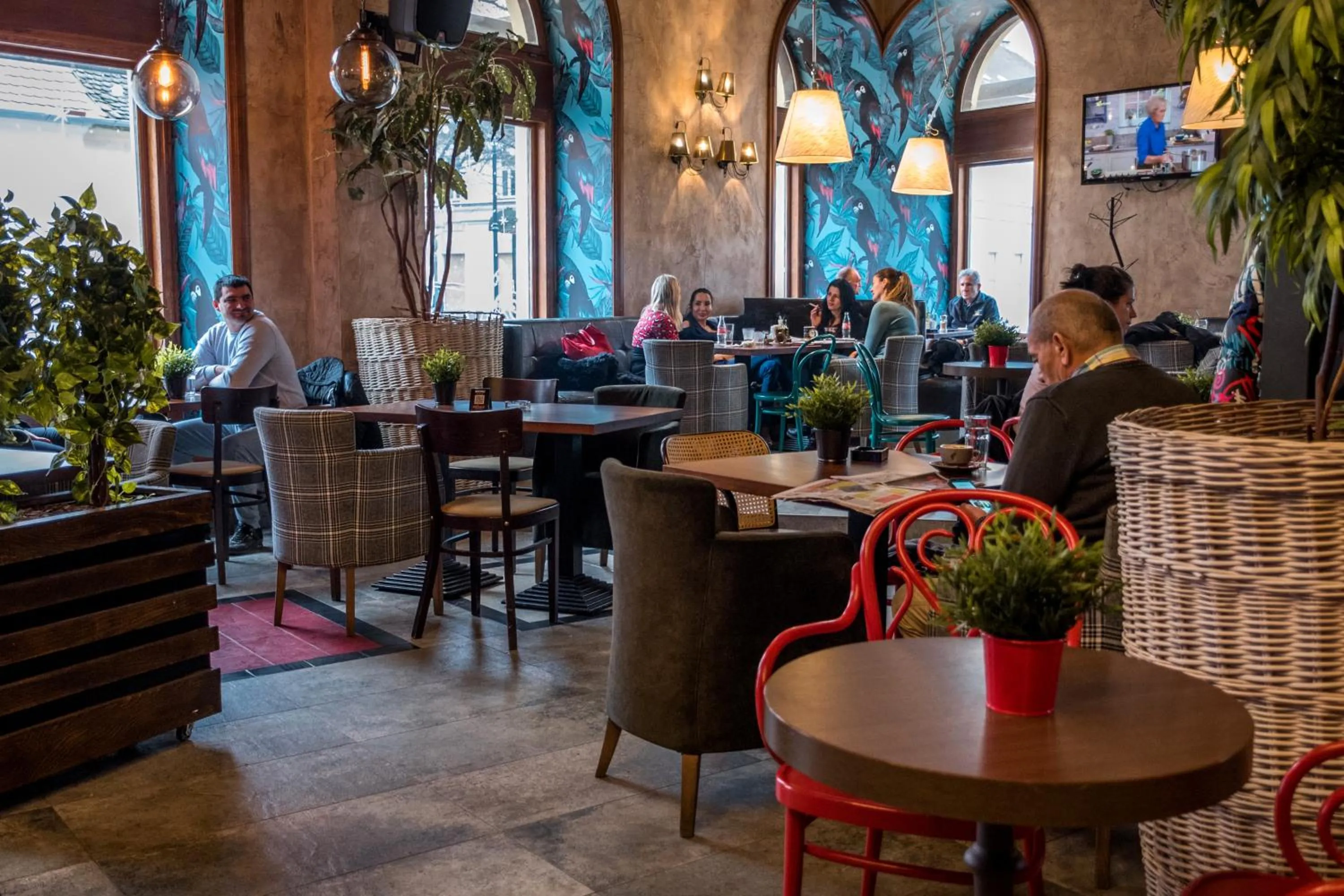 Restaurant/places to eat in Hotel Grand Hedonist