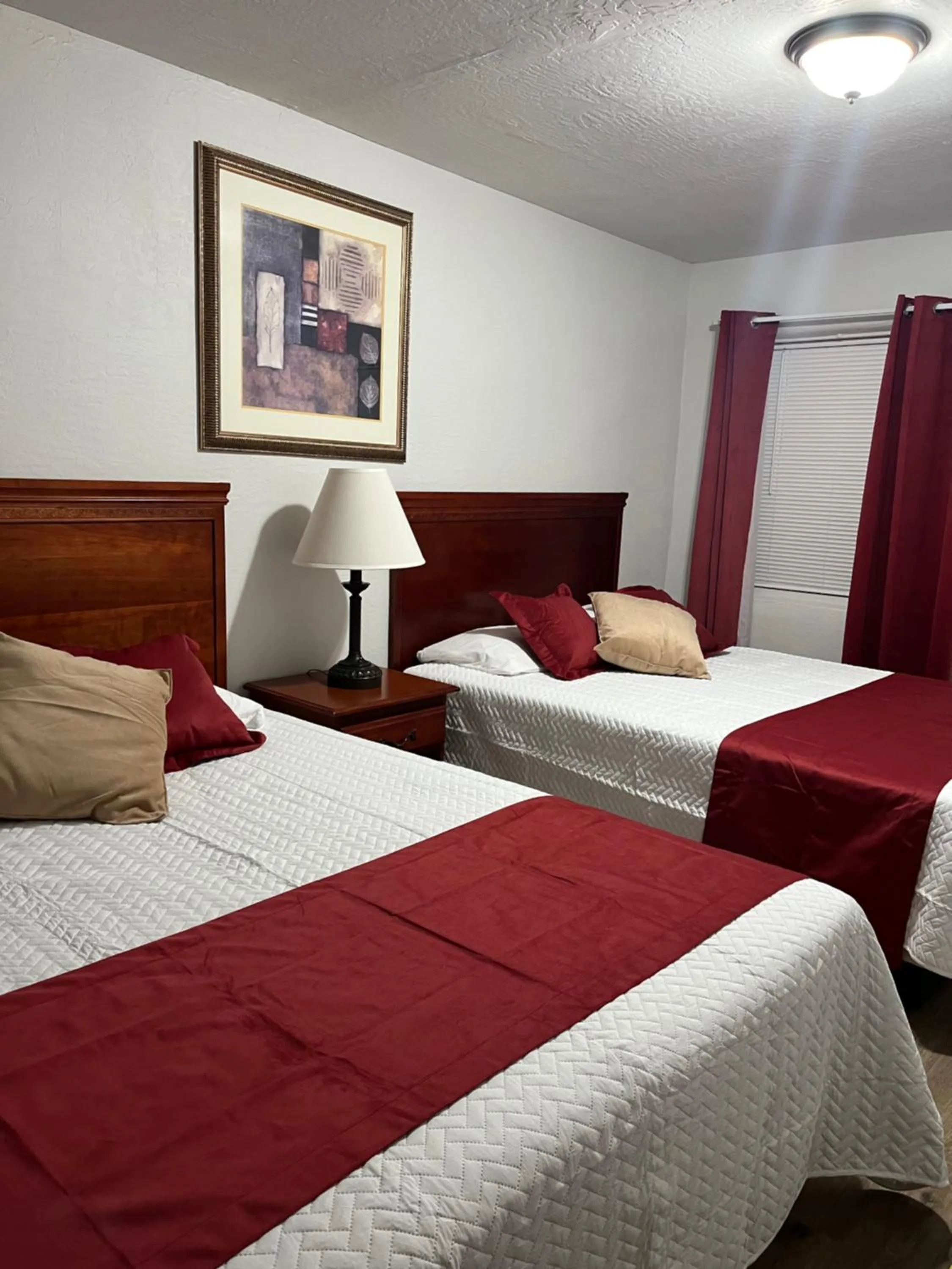 Bed in Arizona 9 Motor Hotel