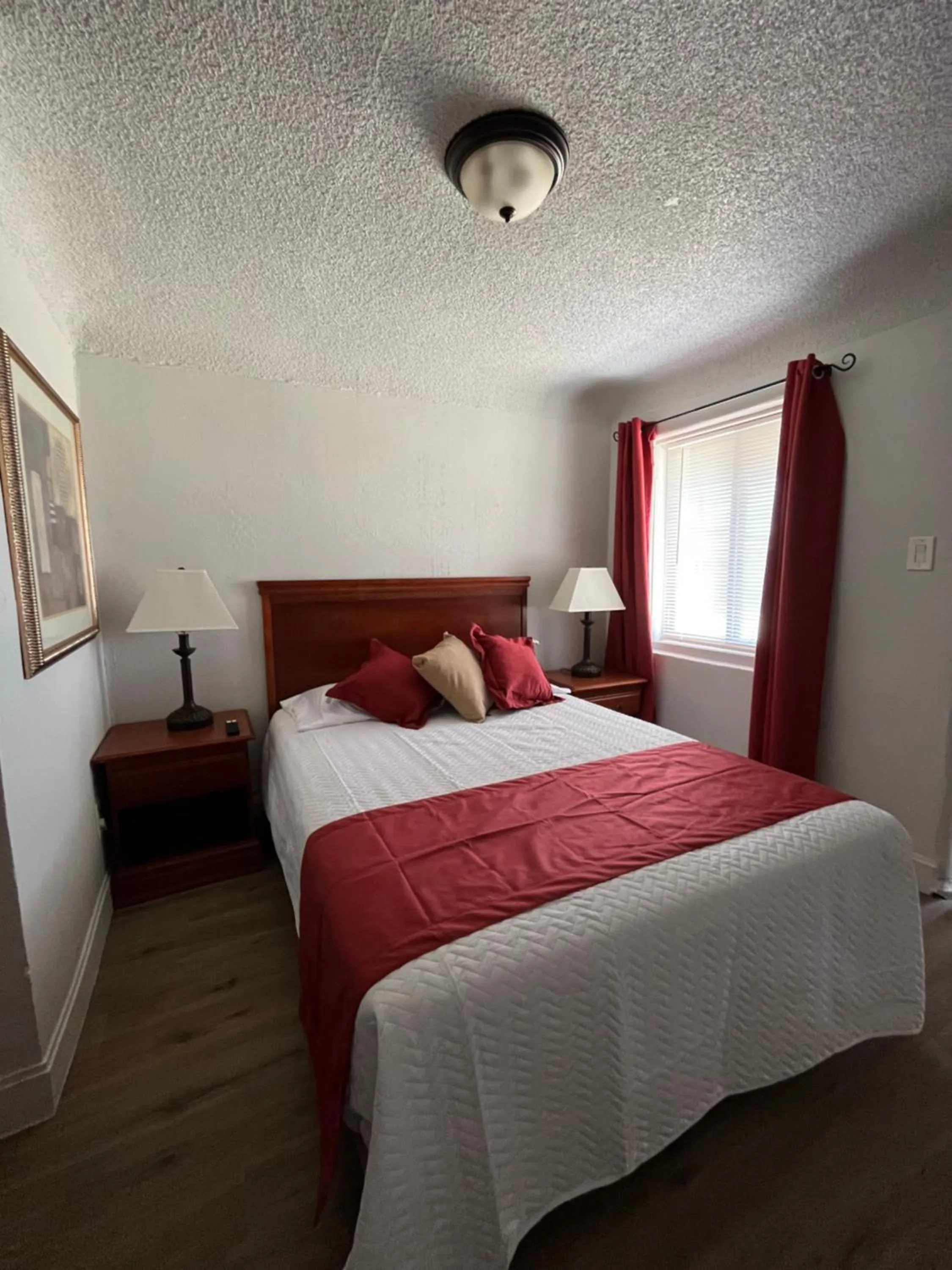 Bed in Arizona 9 Motor Hotel