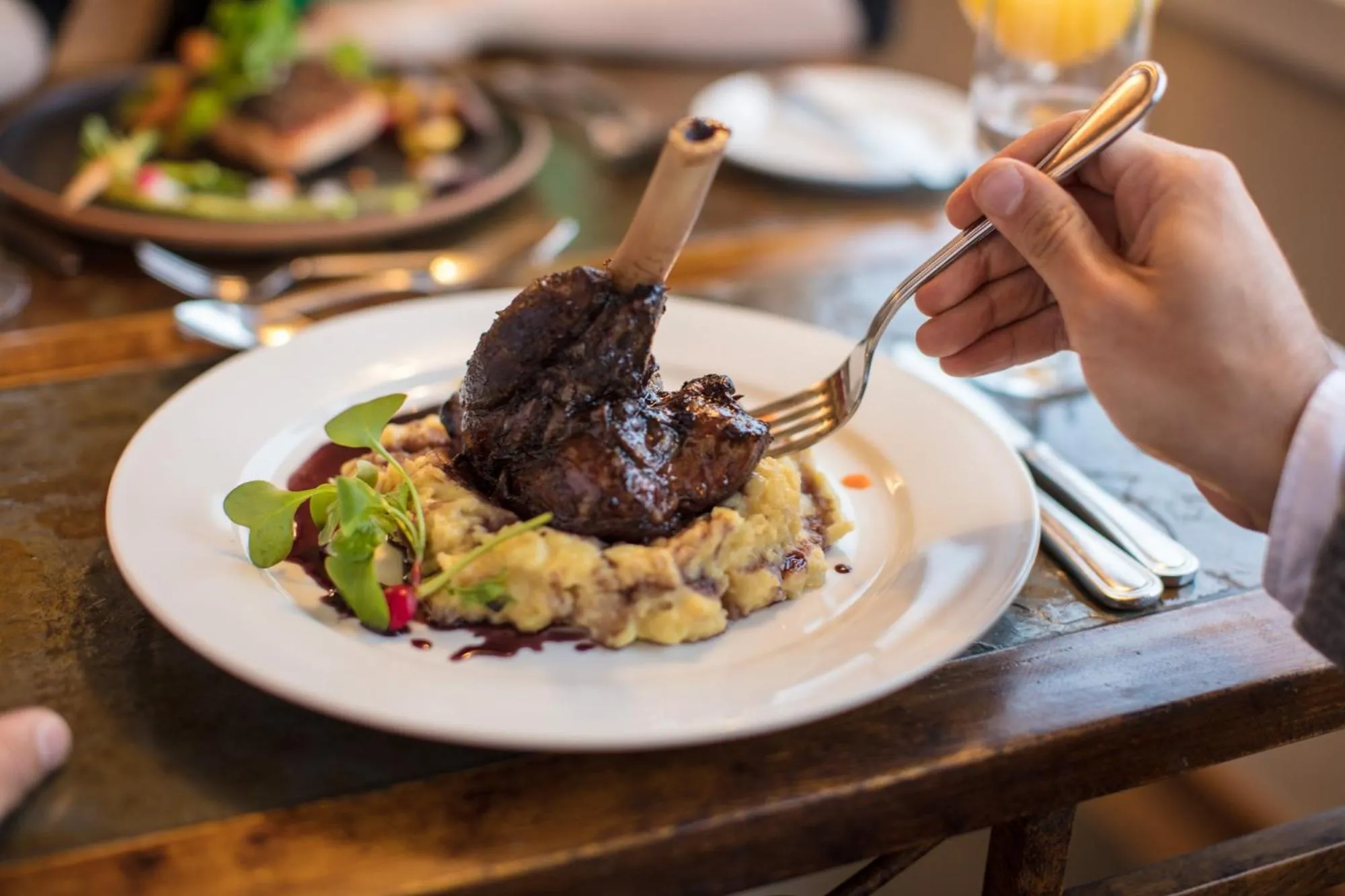 Restaurant/places to eat in Hotel Las Torres Patagonia