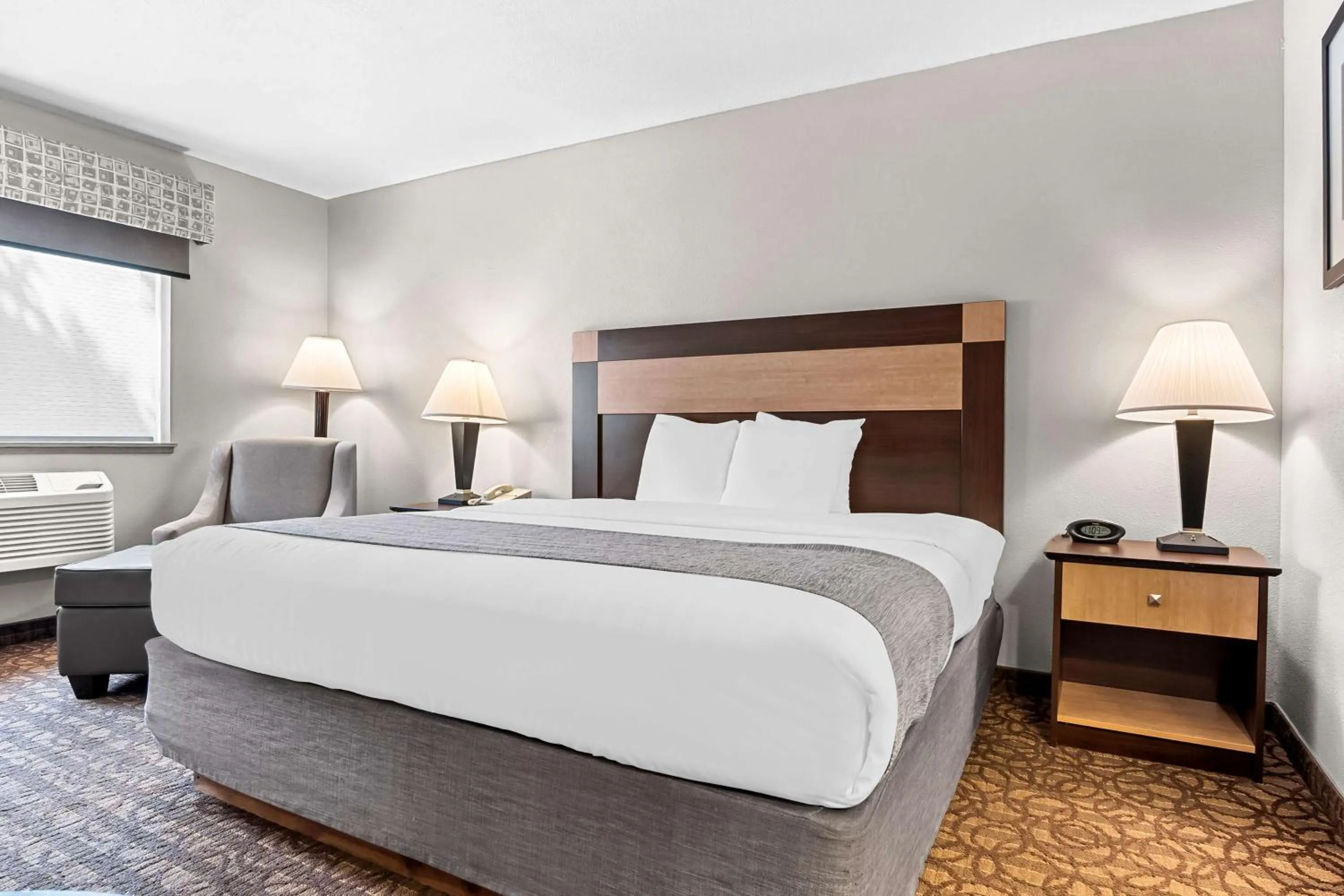 Bedroom, Bed in Best Western Sawtooth Inn and Suites