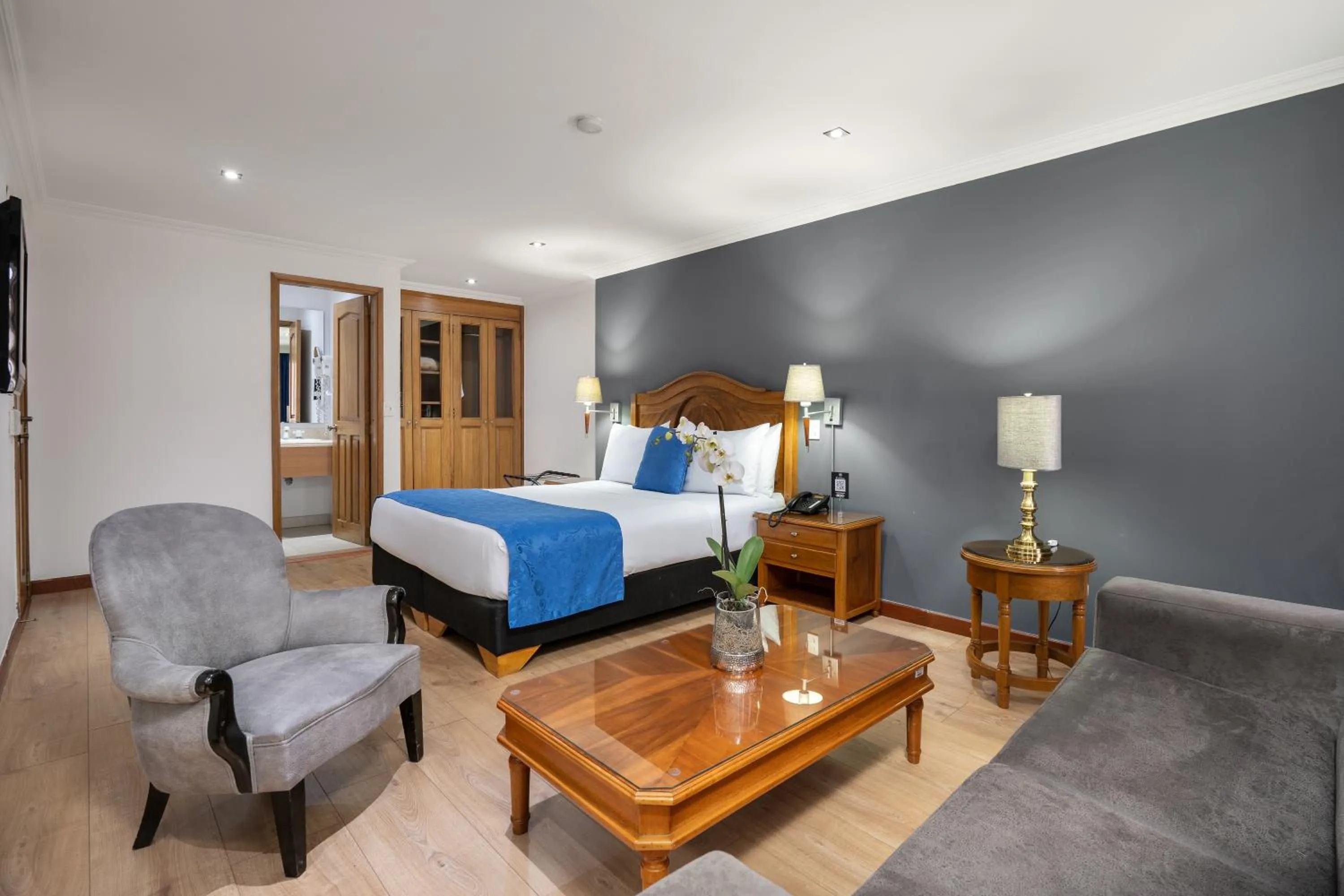 Bedroom, Bed in Hotel Egina Bogotá